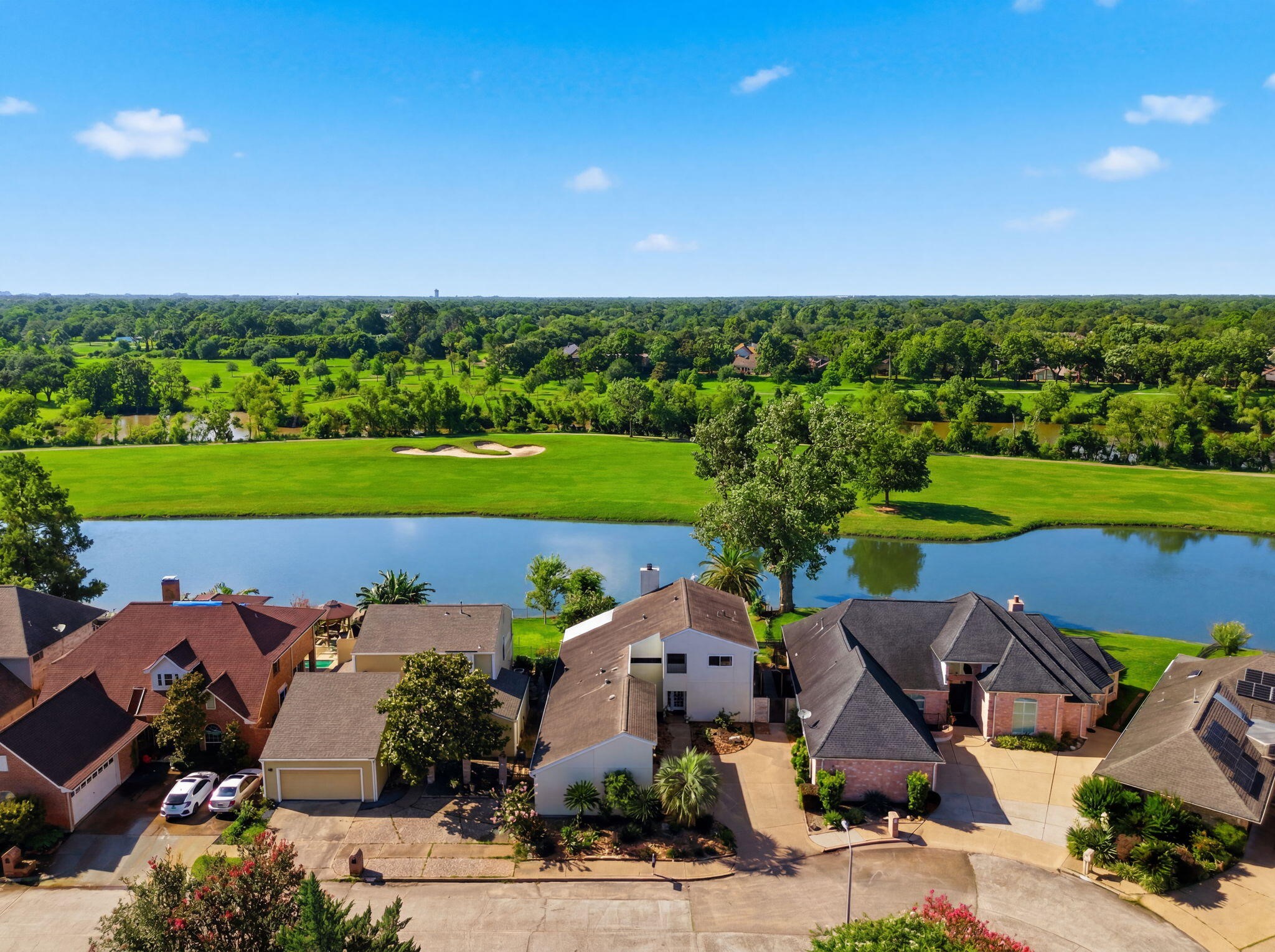 2810 Lake View Drive Property Photo 46