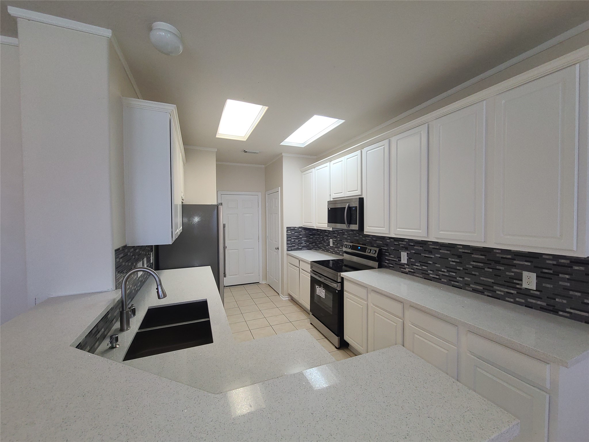 231 W Stedhill Loop Property Photo 4