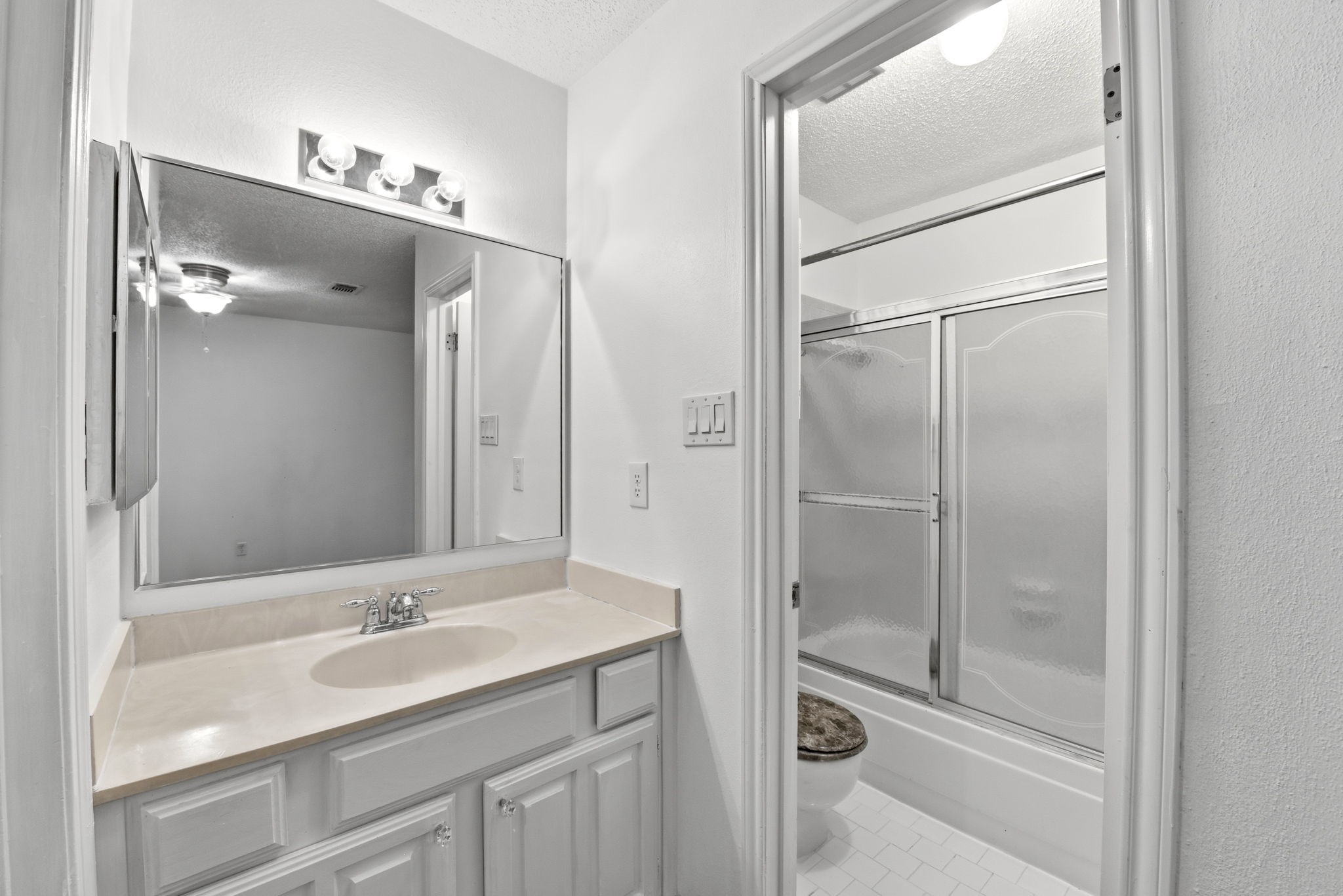 12400 Brookglade Circle 33 Property Photo 17