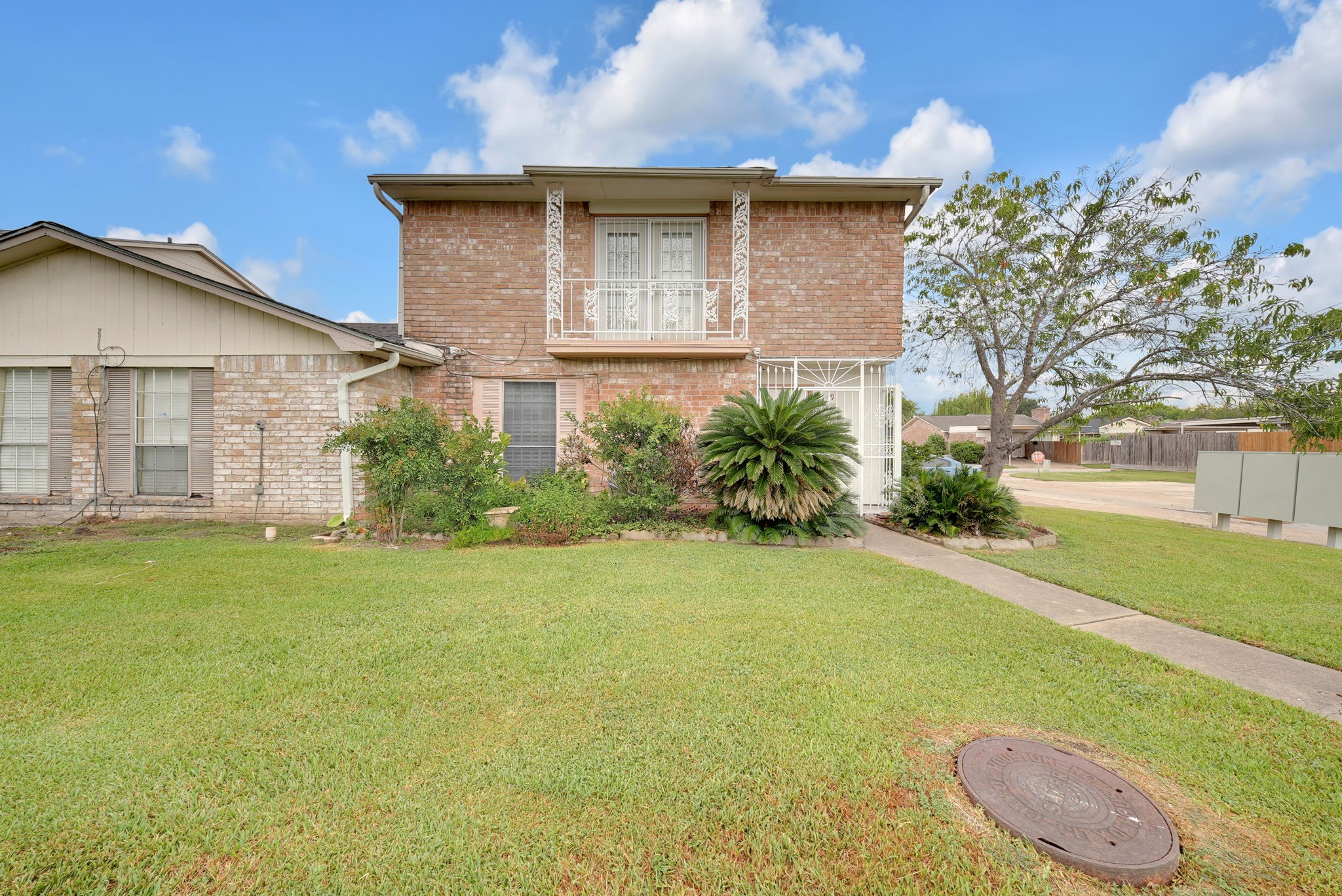 6379 S Briar Bayou Drive Property Photo 1