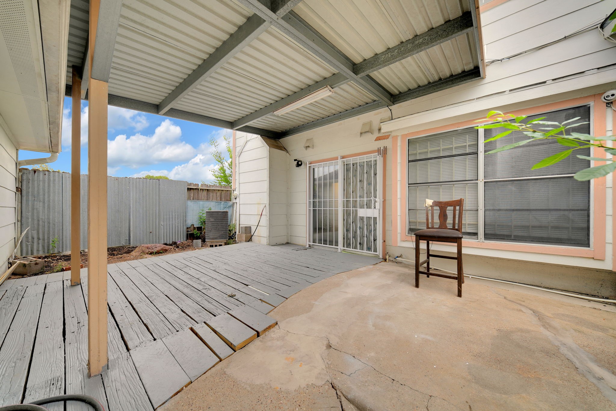 6379 S Briar Bayou Drive Property Photo 4
