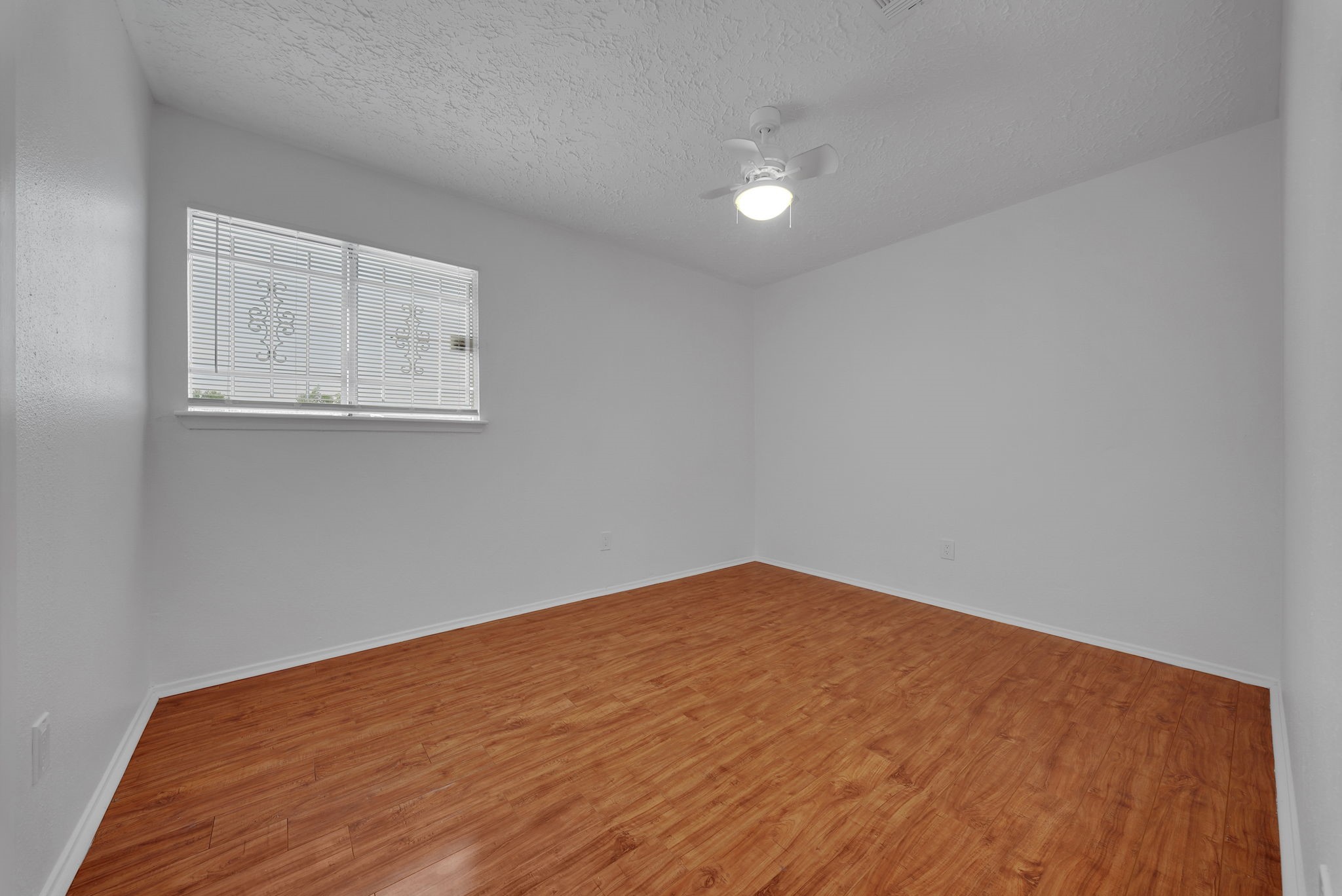 6379 S Briar Bayou Drive Property Photo 16