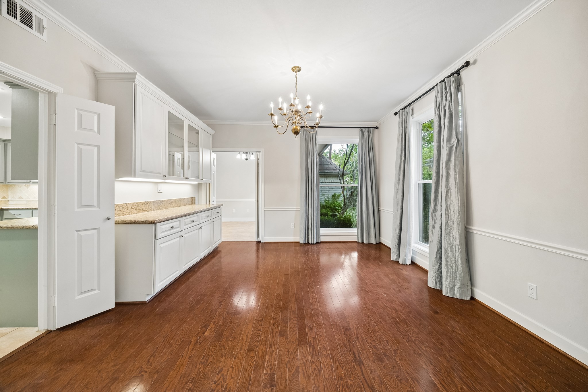 9517 Bayou Brook Street Property Photo 8