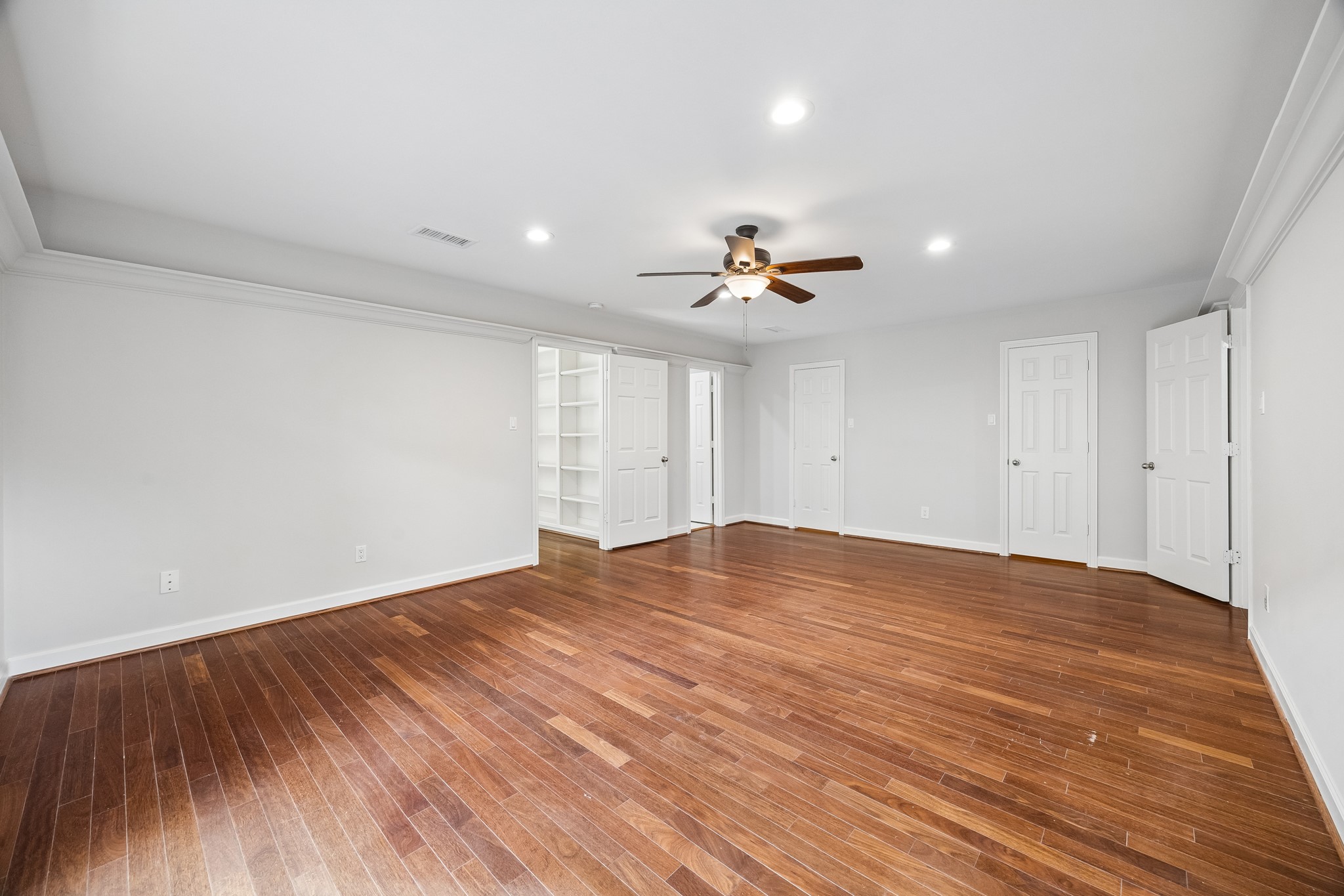 9517 Bayou Brook Street Property Photo 34