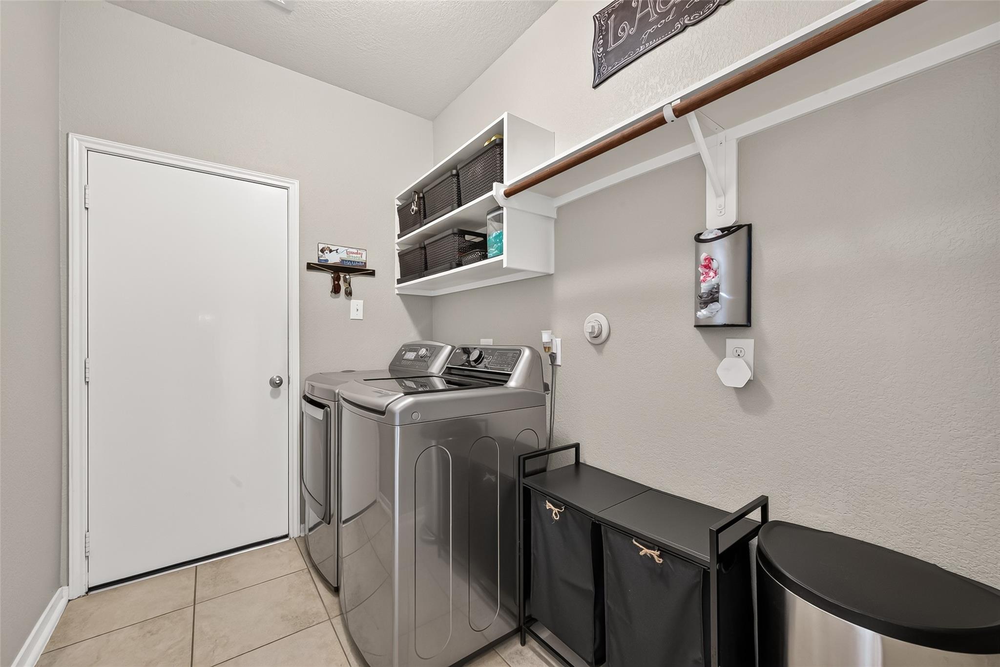 2401 Scarlatti Drive Property Photo 25
