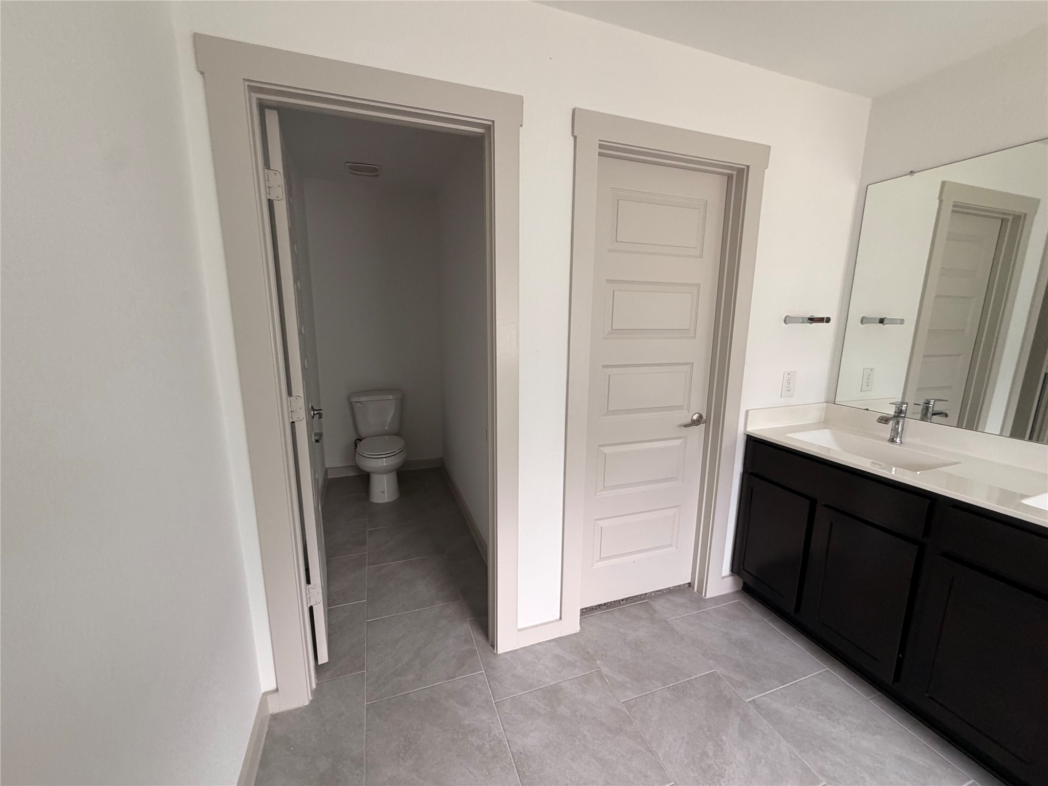 7307 Ramsgate Cliff Lane Property Photo 14