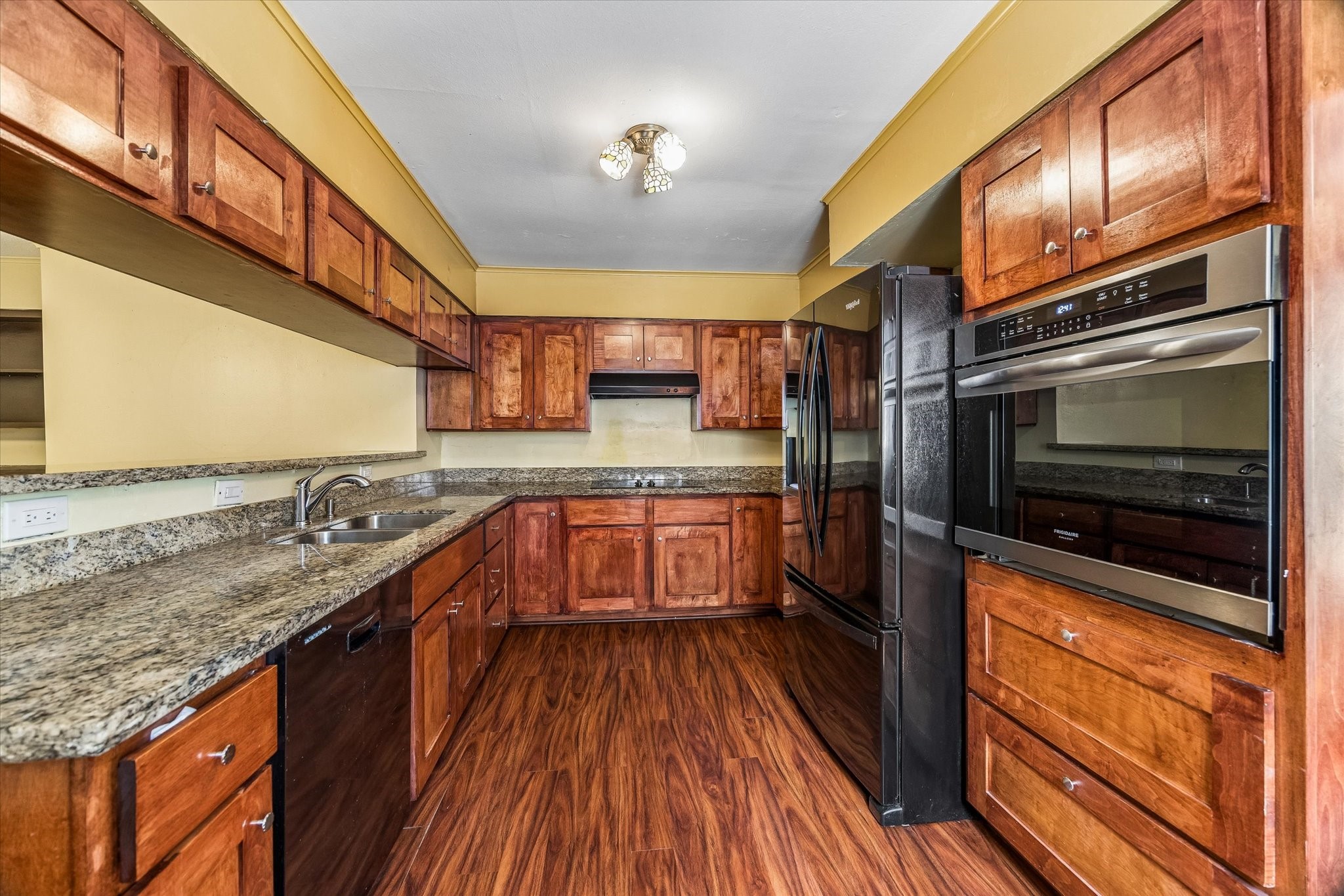96 Burress Street Property Photo 4