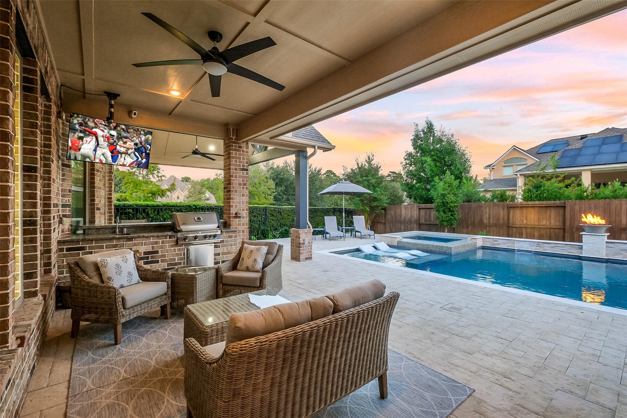 12803 Shire Mills Court, Cypress Tx 77429 Property Photo 7