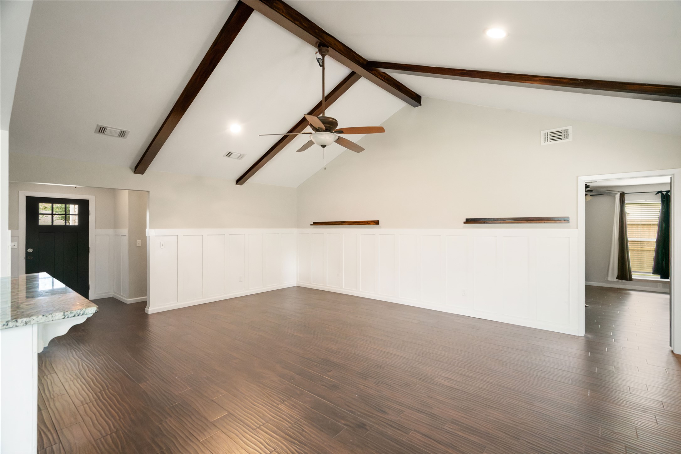 11215 Birchwood Drive Property Photo 4