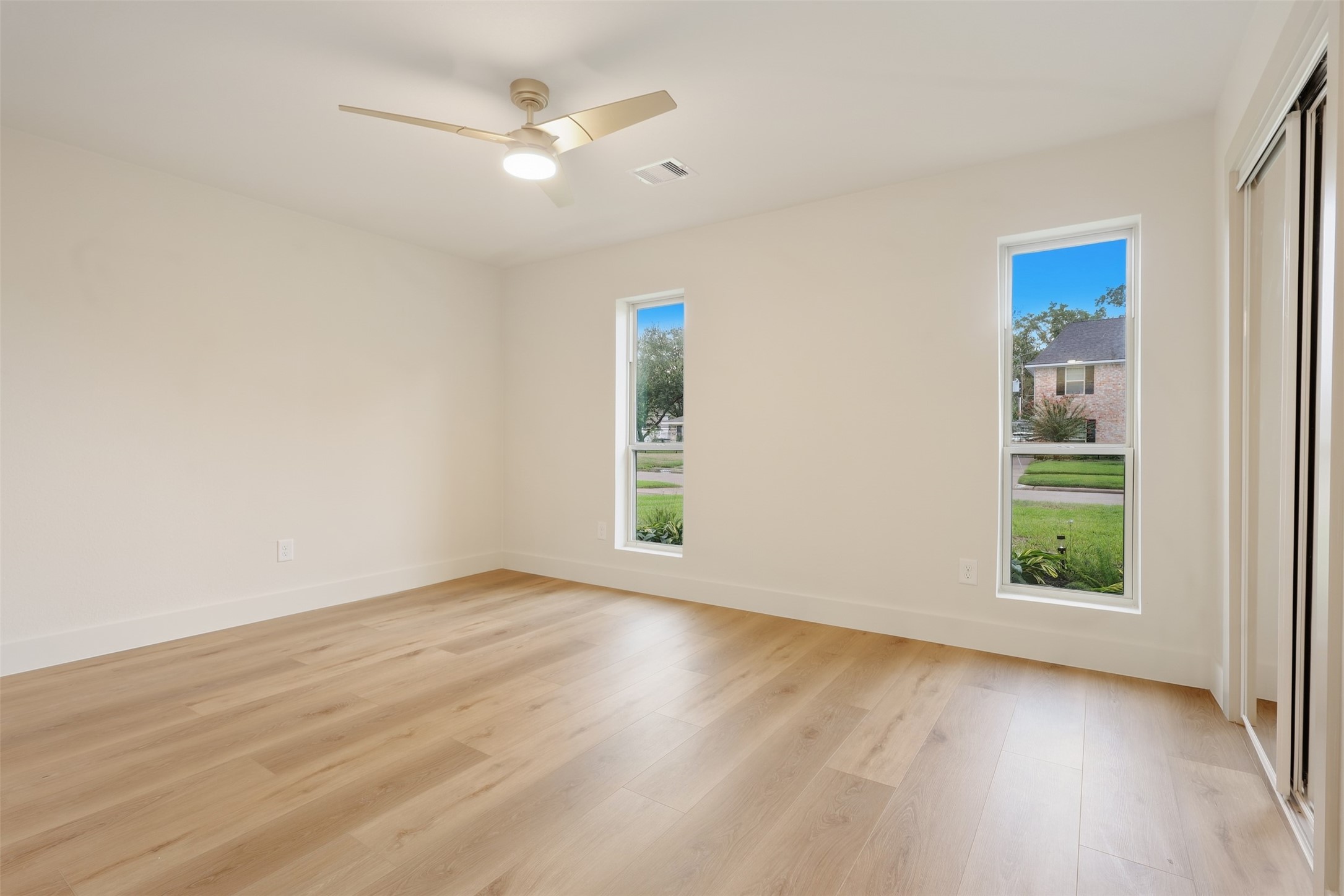 1031 Richelieu Lane Property Photo 14