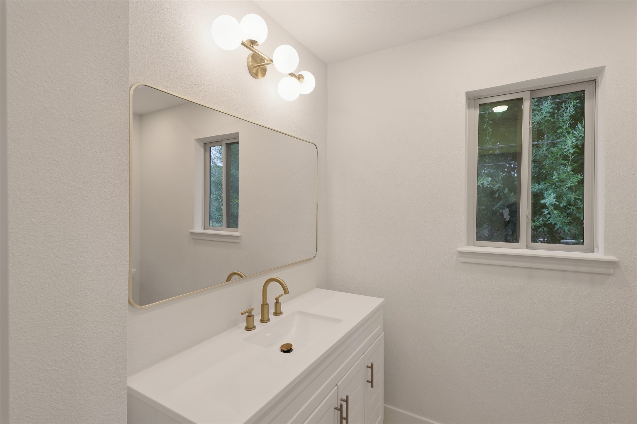 1031 Richelieu Lane Property Photo 23