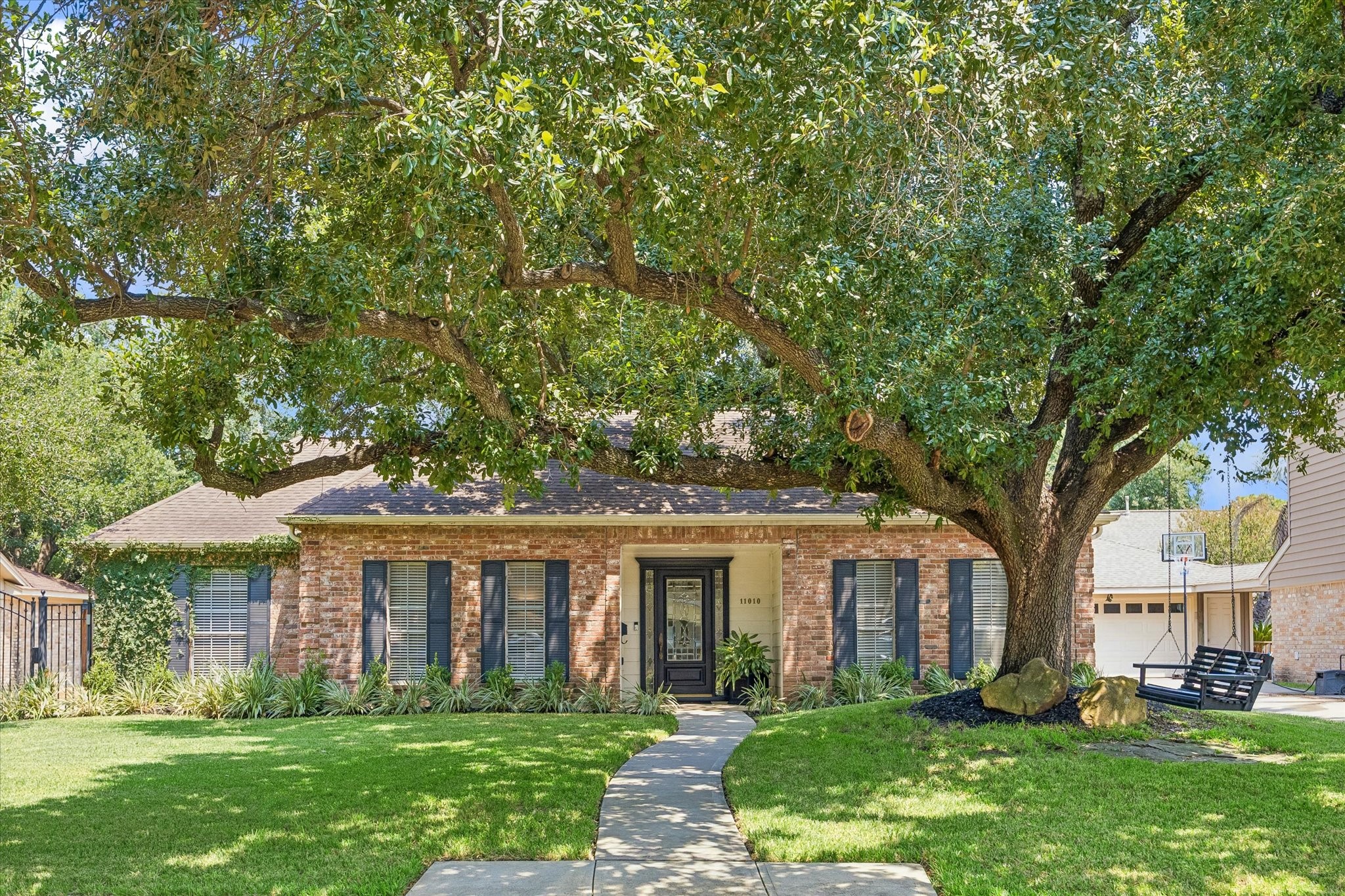 11010 Overbrook Lane Property Photo 1