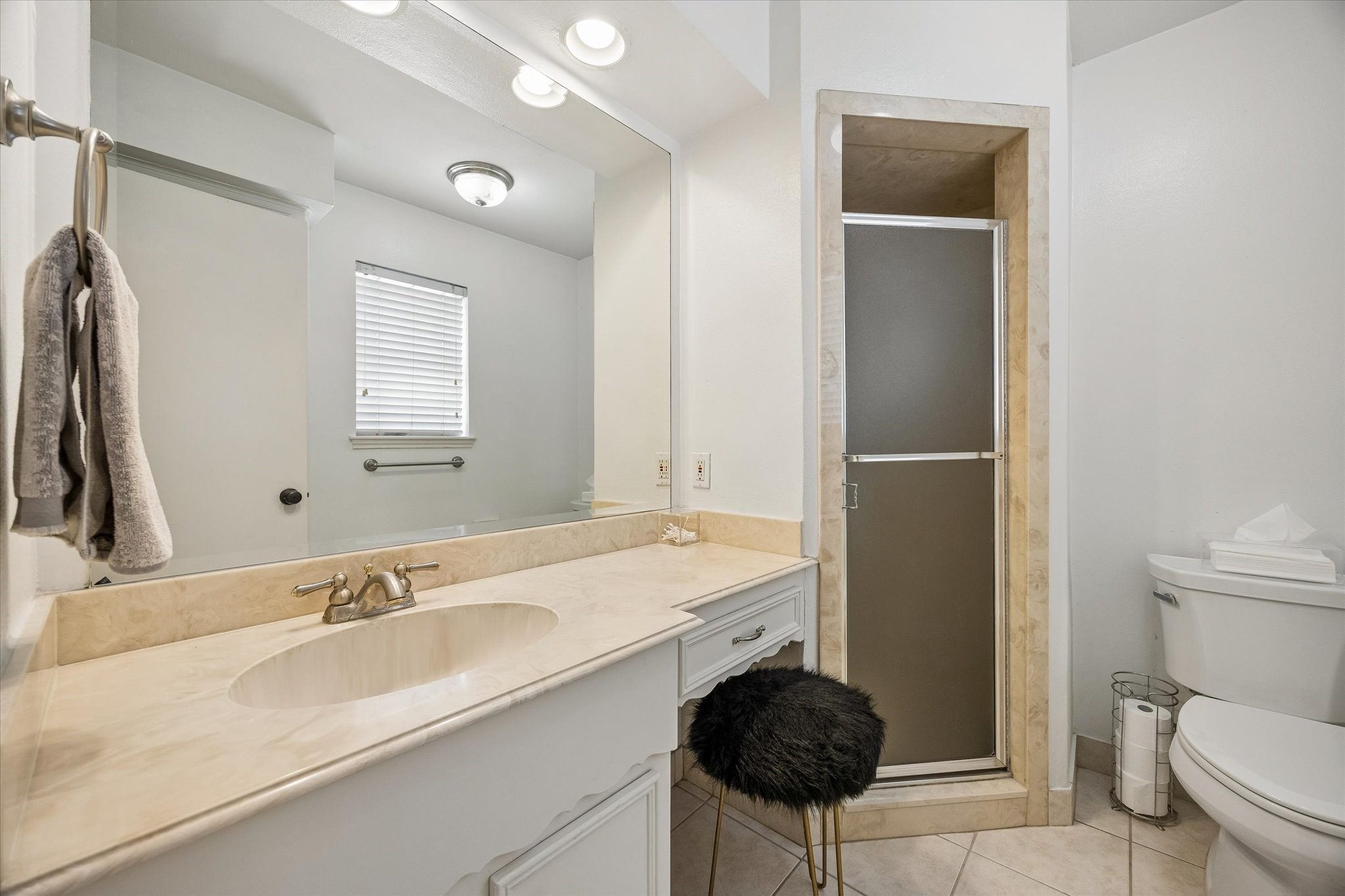 11010 Overbrook Lane Property Photo 15