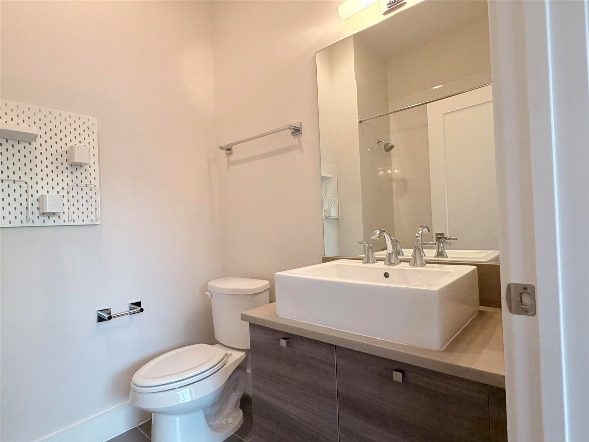 2322 Camden Drive B Property Photo 21