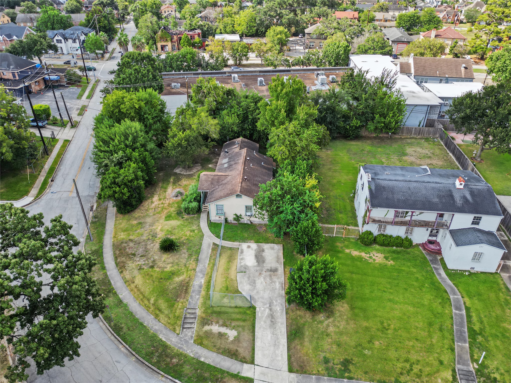 5130 Live Oak Street Property Photo 6