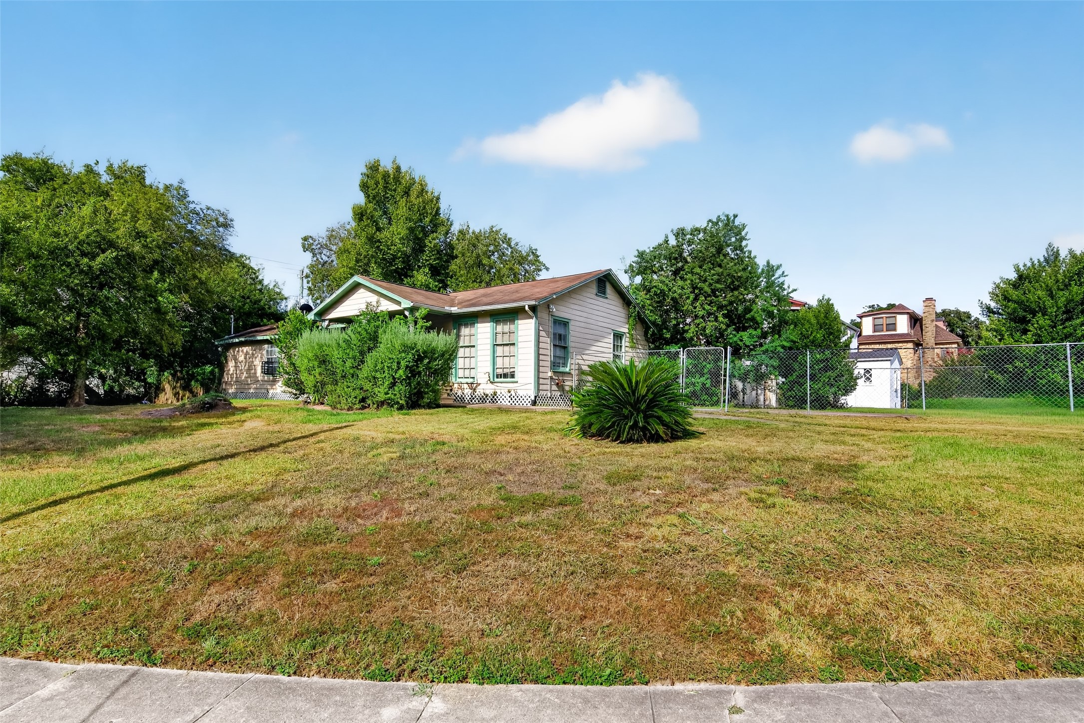5130 Live Oak Street Property Photo 16