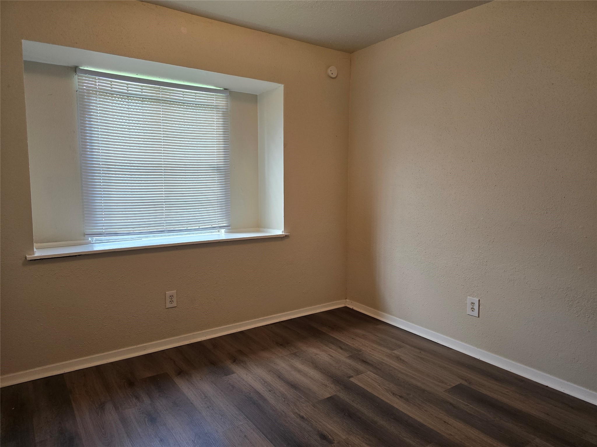 6415 Heath Street Property Photo 4
