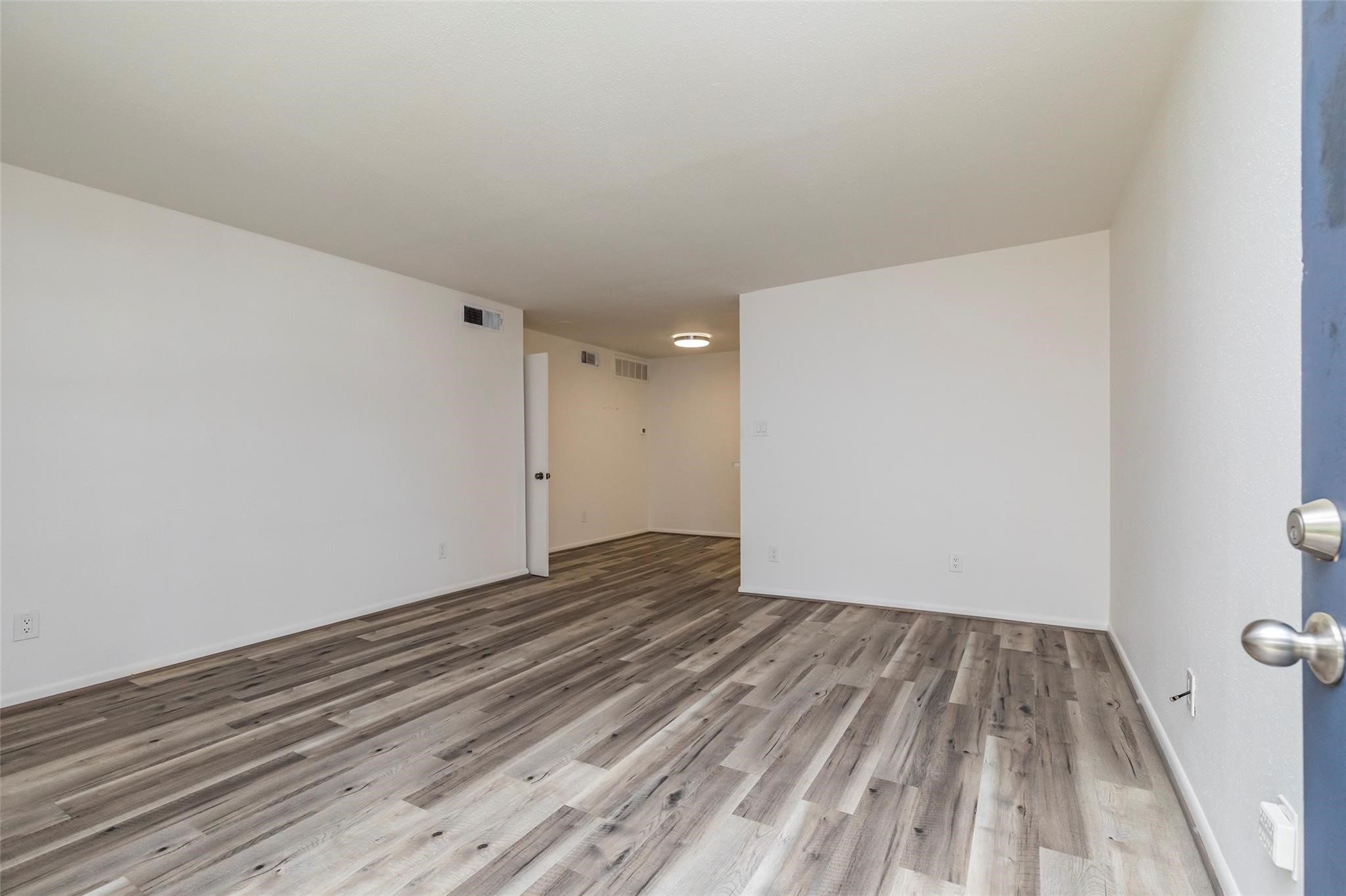 2350 Bering Drive 106 Property Photo 3