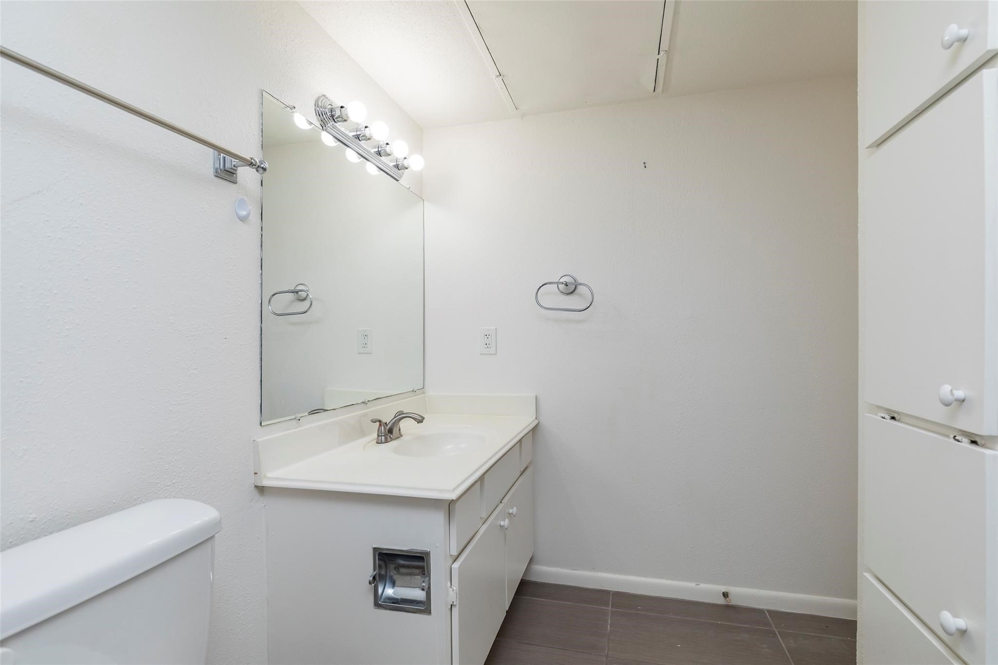 2350 Bering Drive 106 Property Photo 17