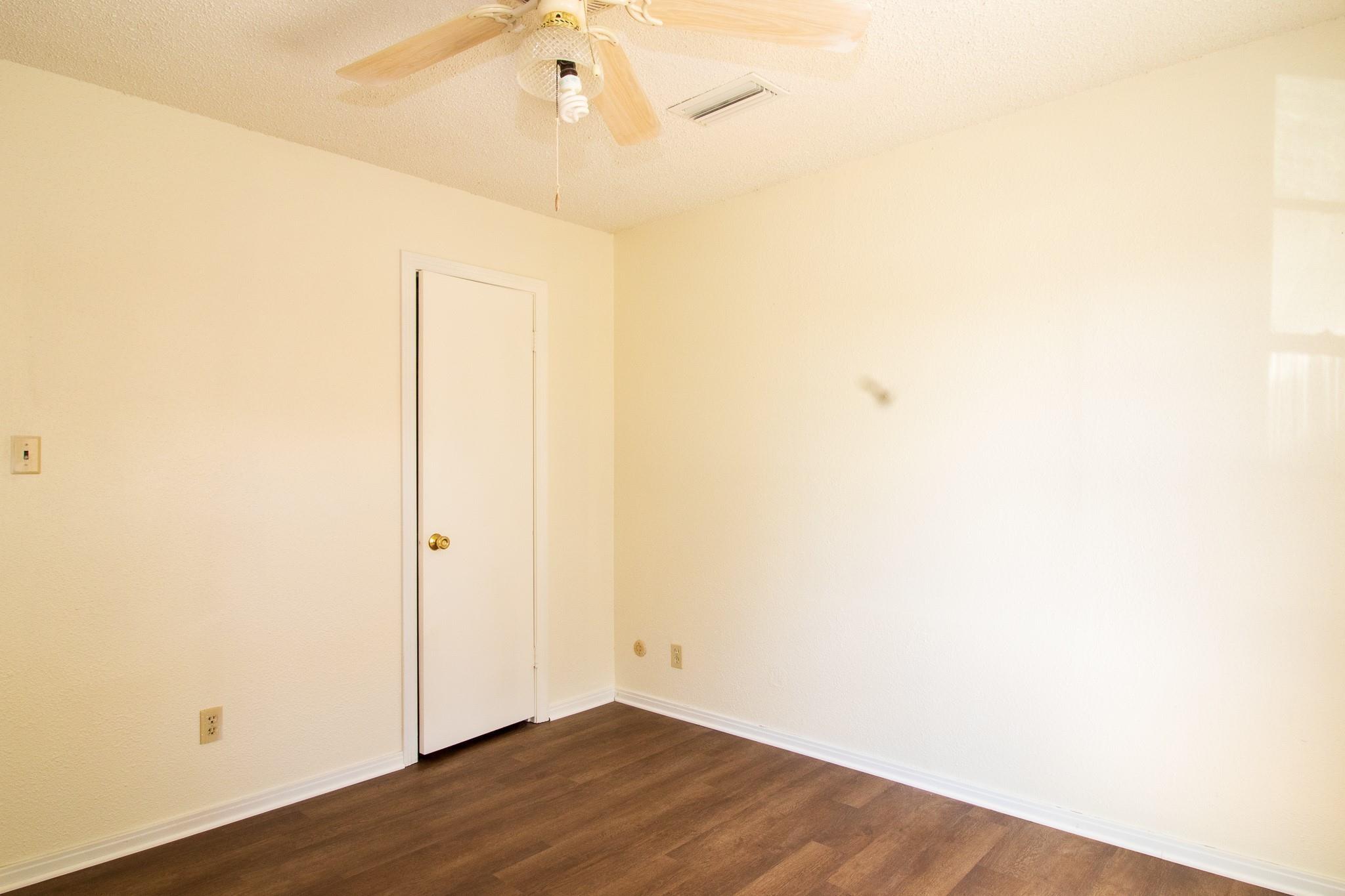 4039 Erby Street B Property Photo 3