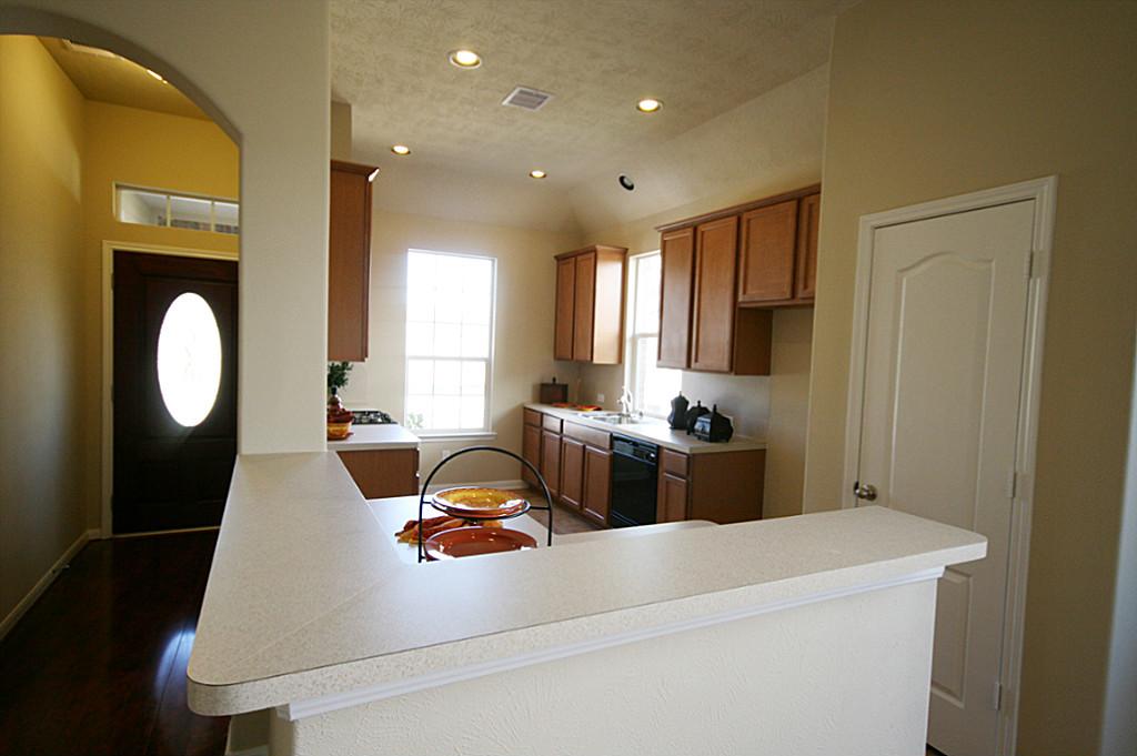 24547 Foxberry Glen Property Photo 6