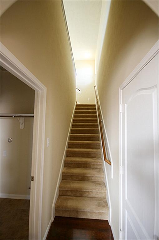24547 Foxberry Glen Property Photo 16