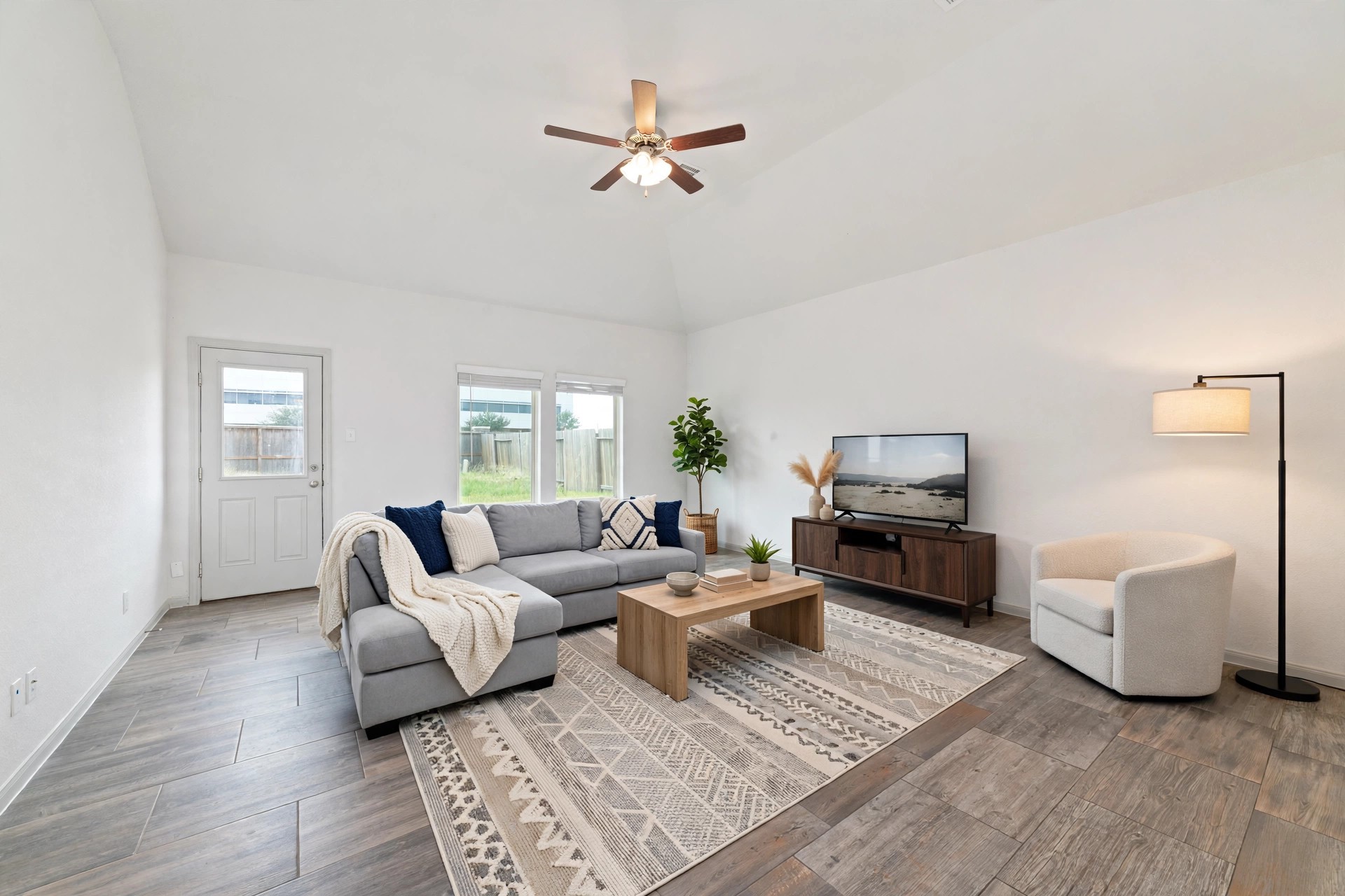 7531 Cypress Pin Oak Drive Property Photo 1