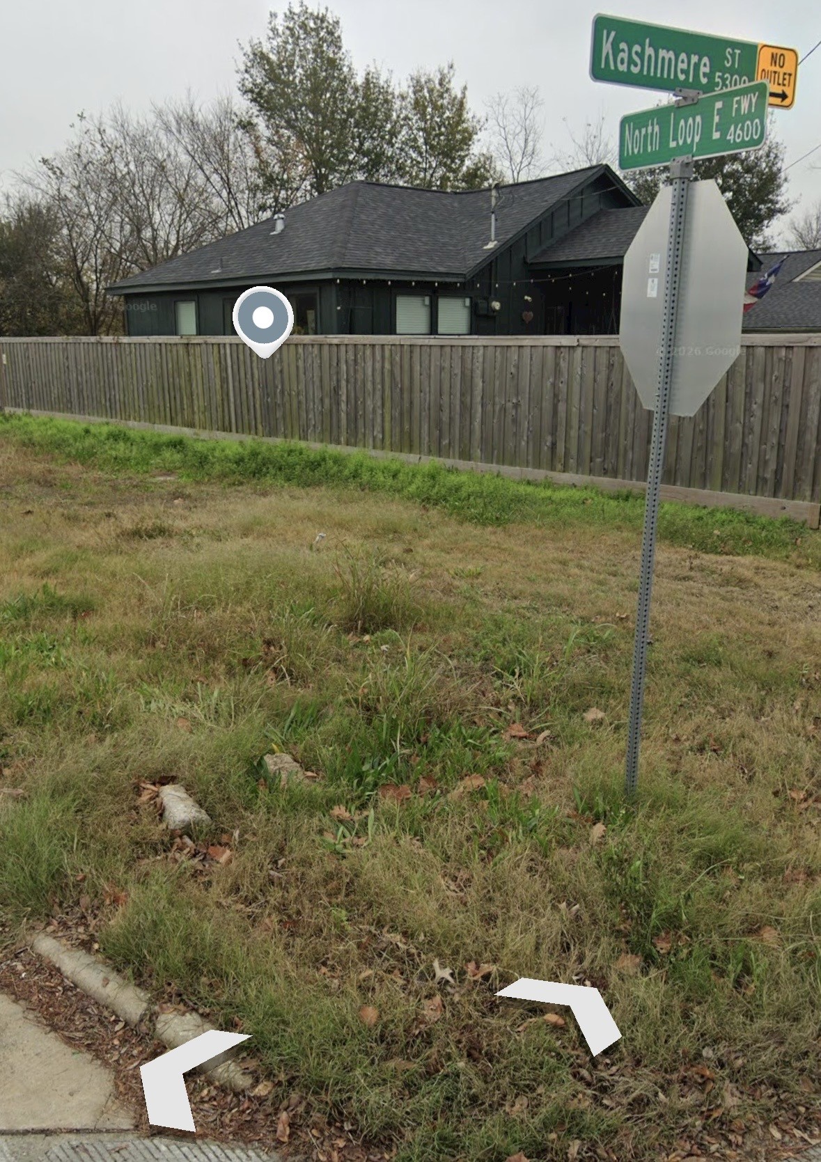 4608 N Loop East E Property Photo 2