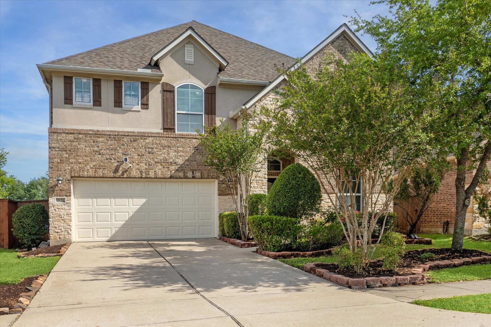 17626 Quiet Shores Drive Property Photo 1