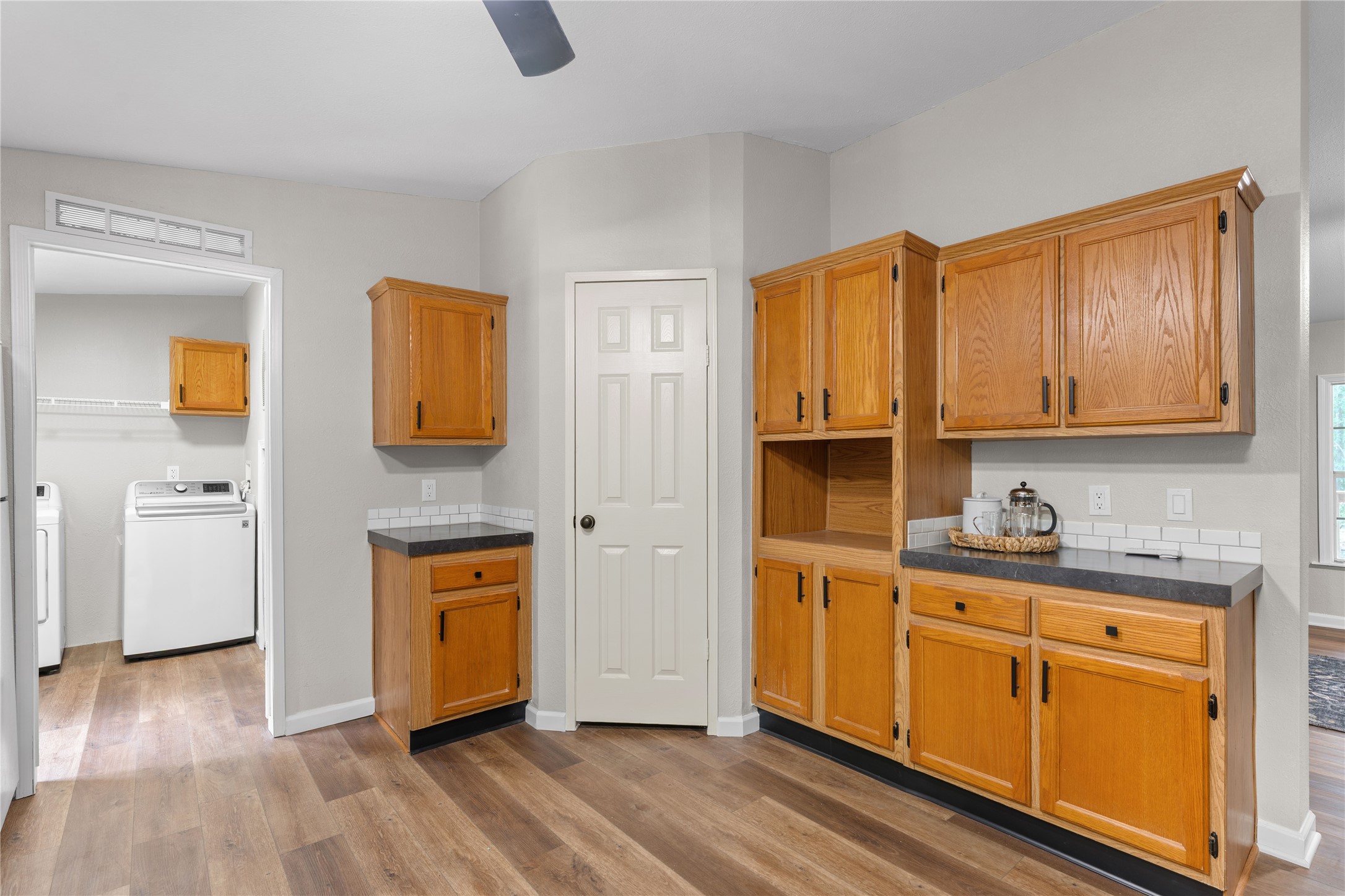 12228 Thornwood Drive Property Photo 16