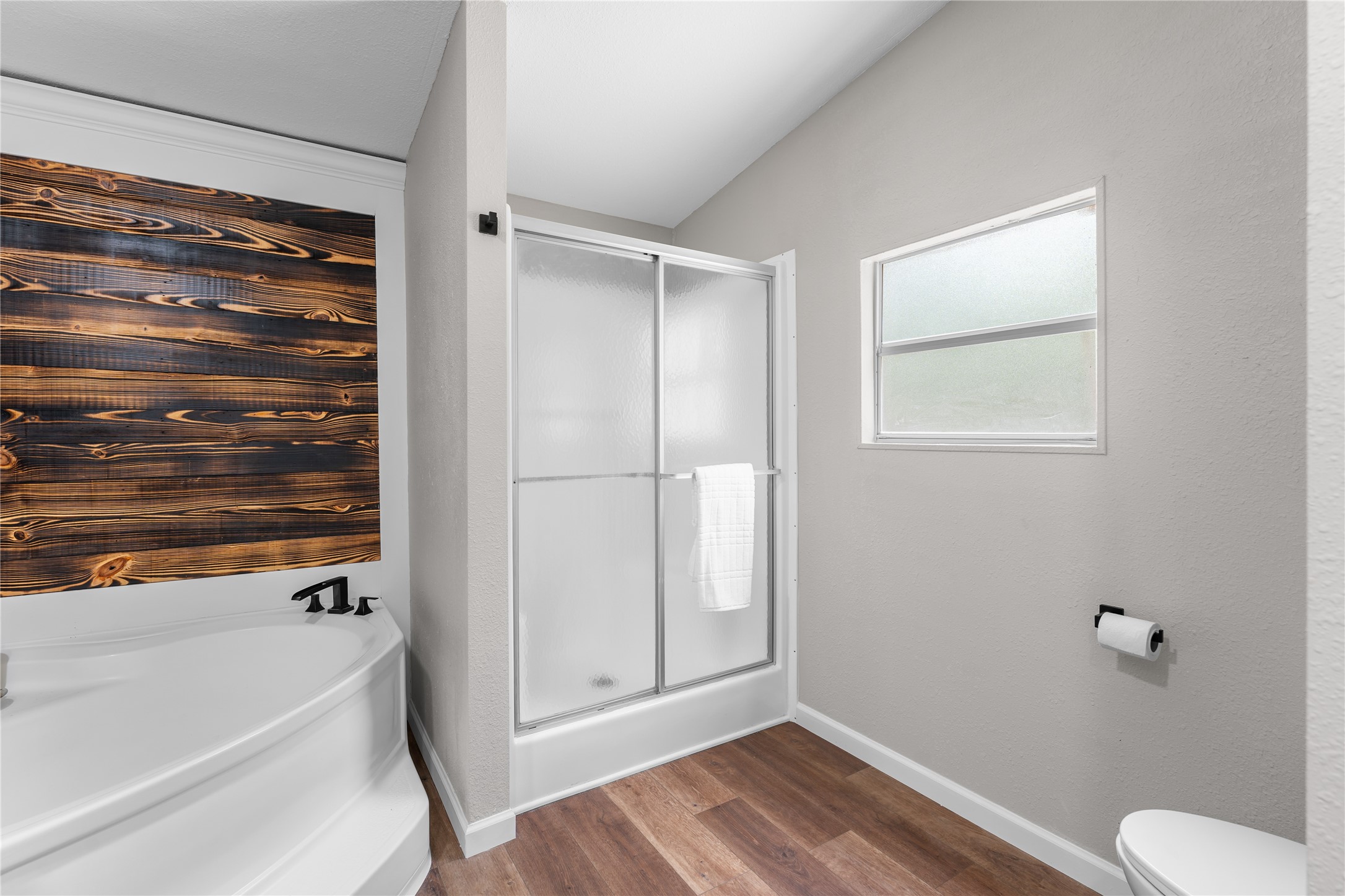 12228 Thornwood Drive Property Photo 22