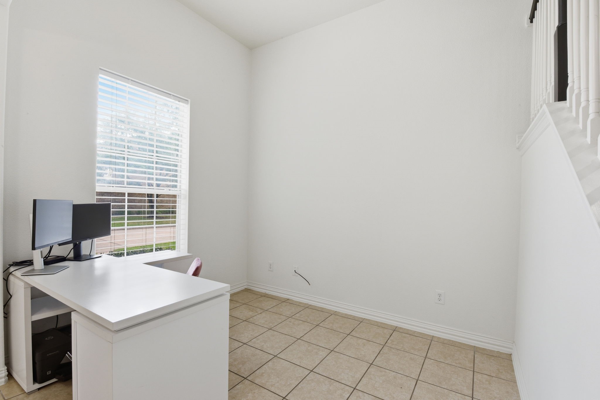16023 Powder Springs Lane Property Photo 8