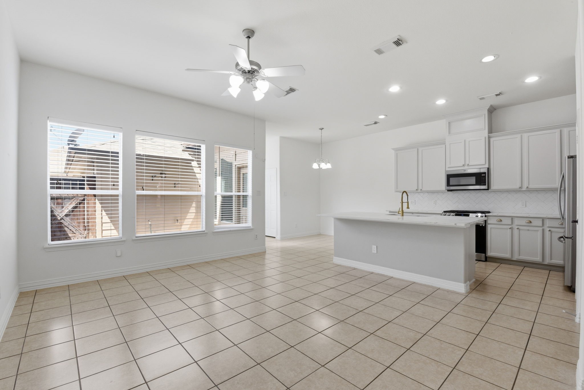 16023 Powder Springs Lane Property Photo 14