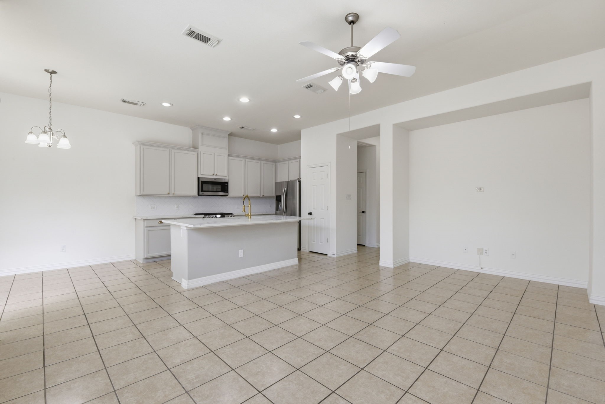 16023 Powder Springs Lane Property Photo 16