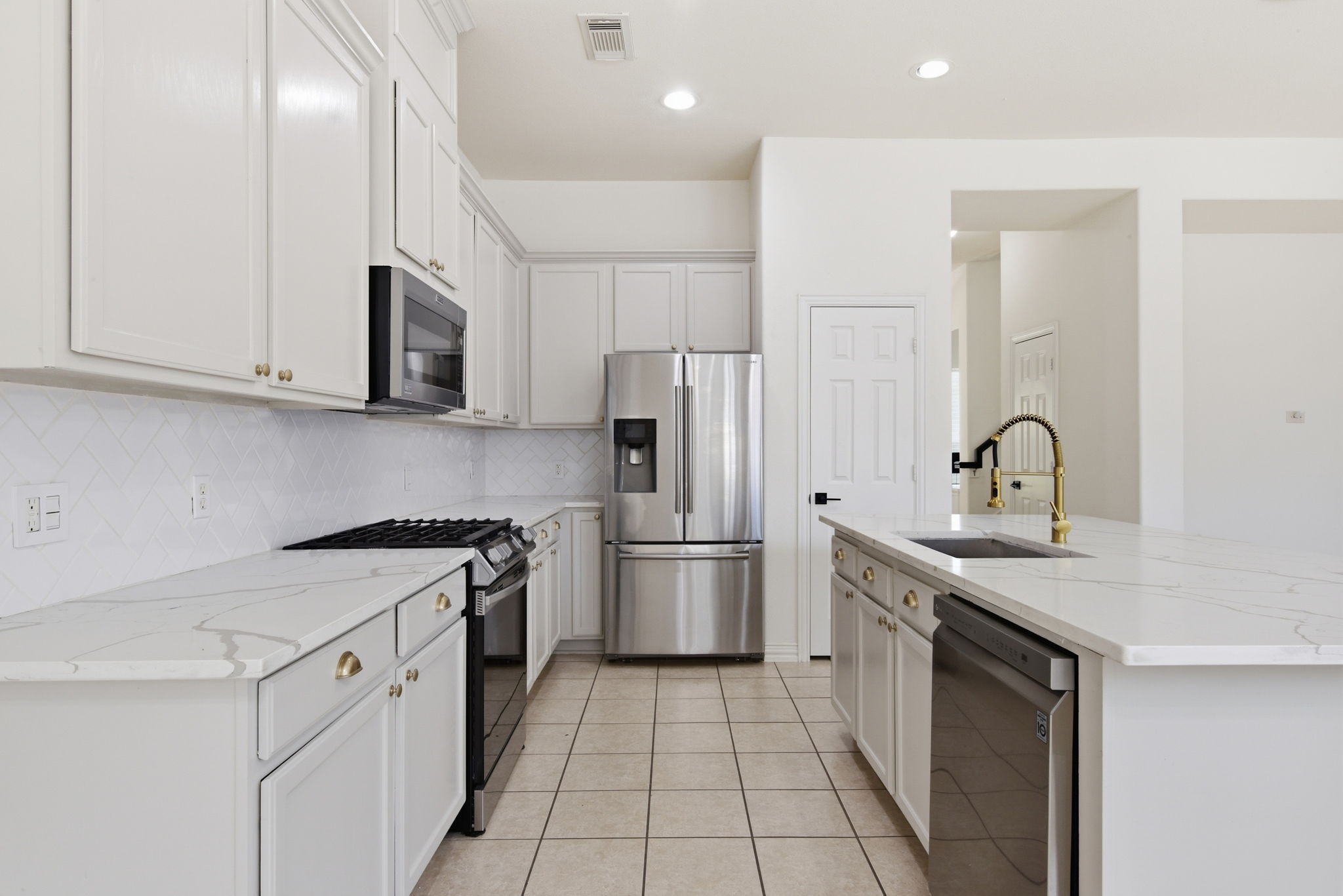 16023 Powder Springs Lane Property Photo 20