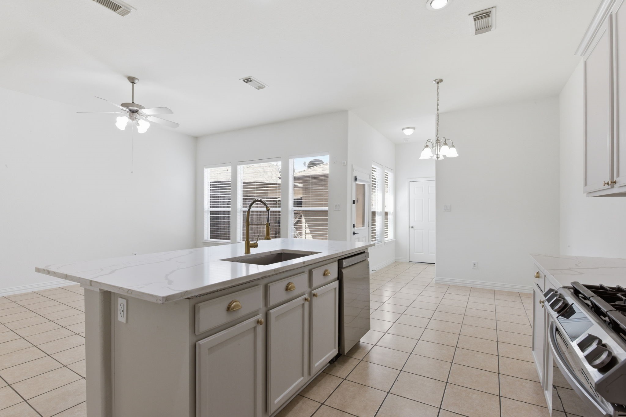 16023 Powder Springs Lane Property Photo 21