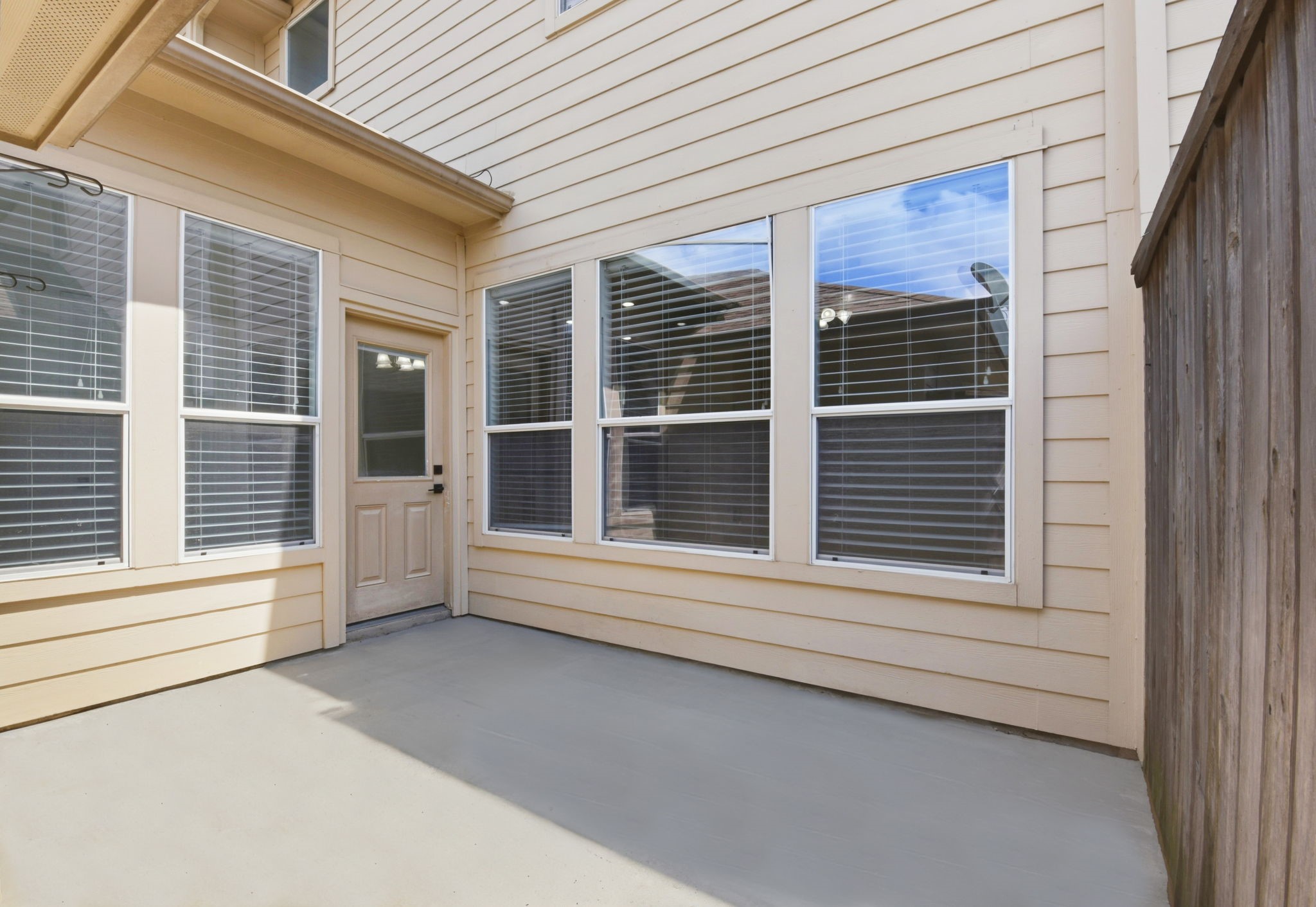 16023 Powder Springs Lane Property Photo 46