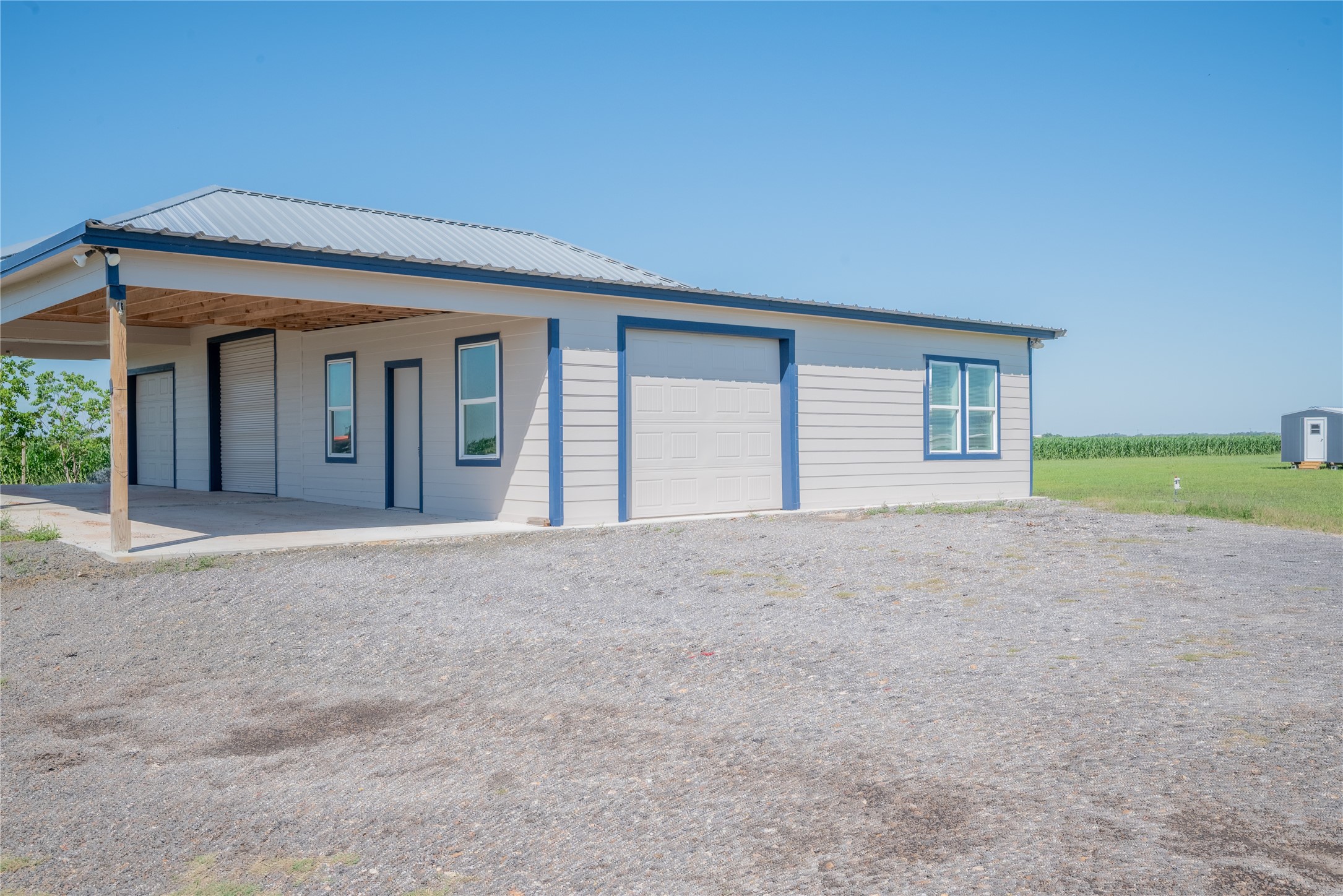 1015 Fm 960 Road Property Photo 3