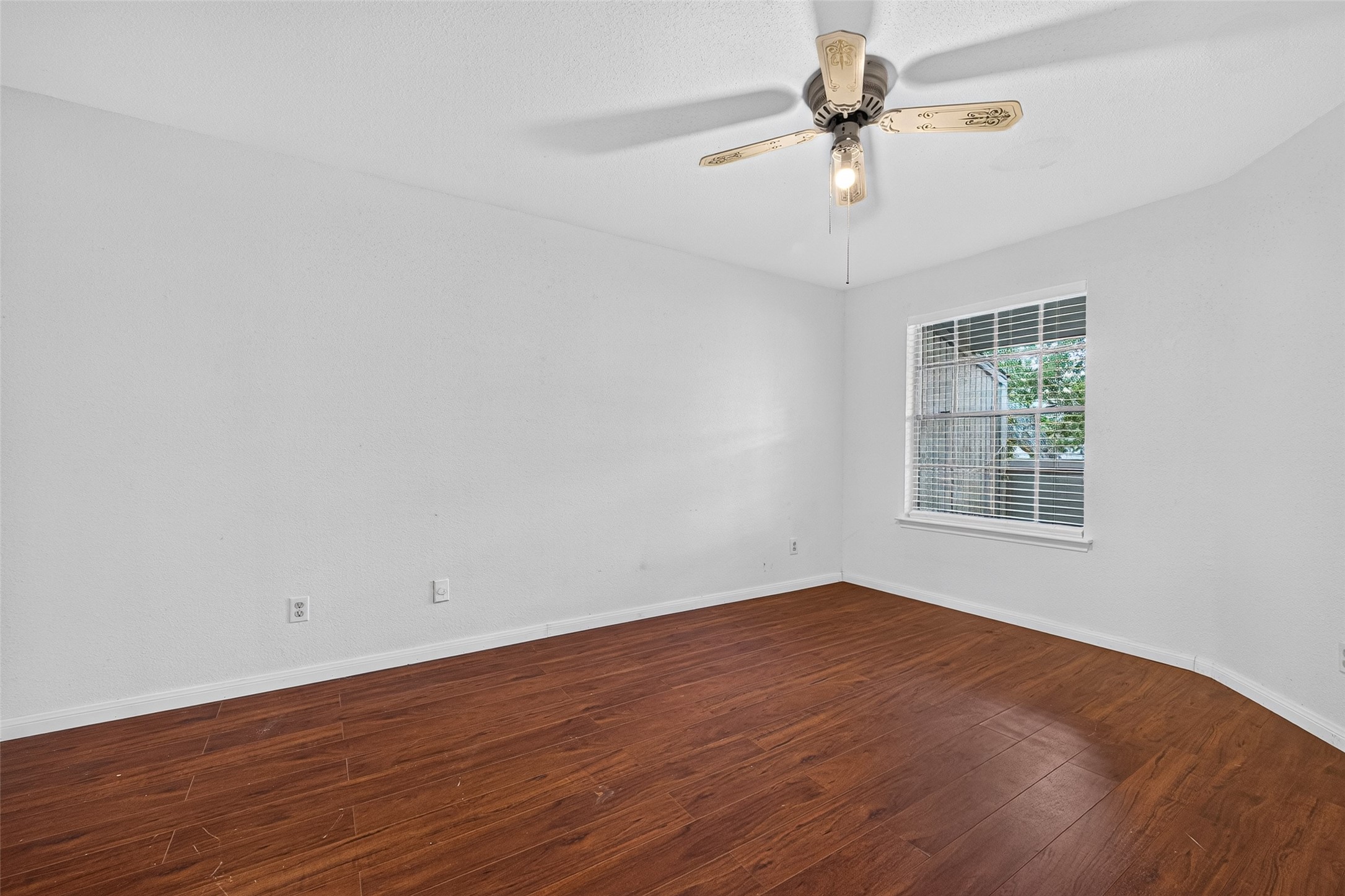 10725 Braes Bend Drive Property Photo 21