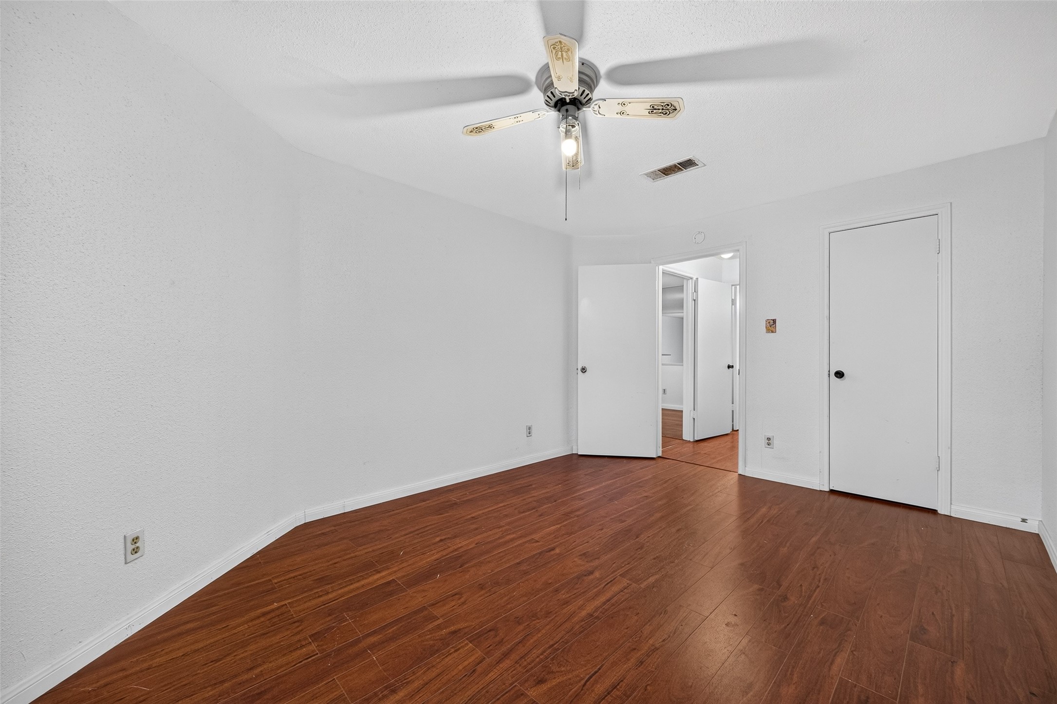 10725 Braes Bend Drive Property Photo 22