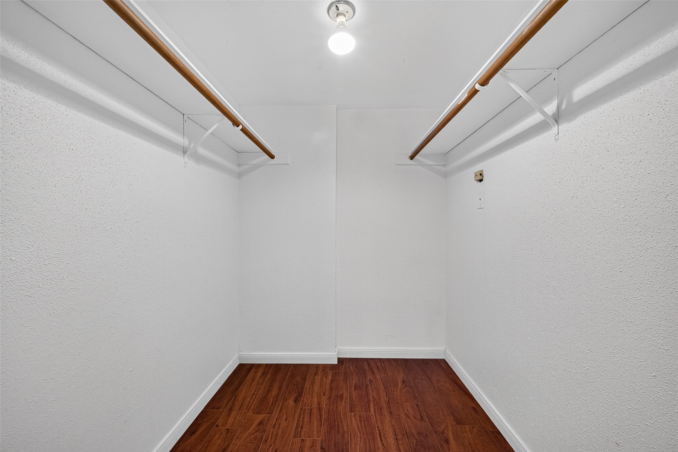 10725 Braes Bend Drive Property Photo 30