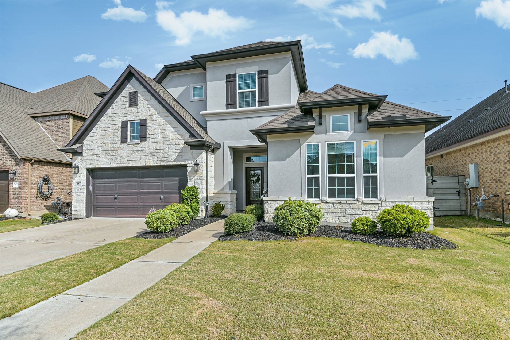 2611 Deerwood Heights Lane Property Photo 1