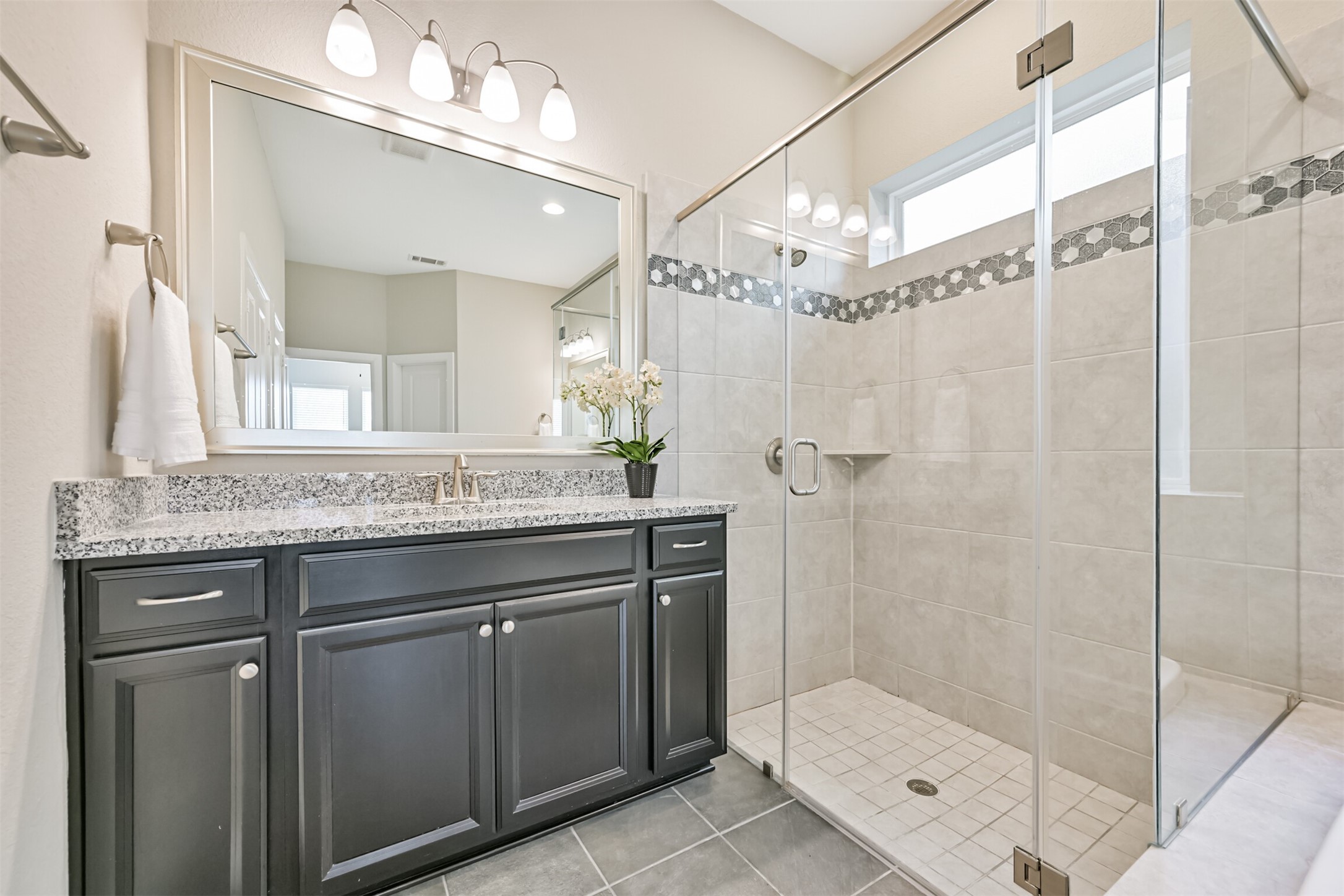 2611 Deerwood Heights Lane Property Photo 11