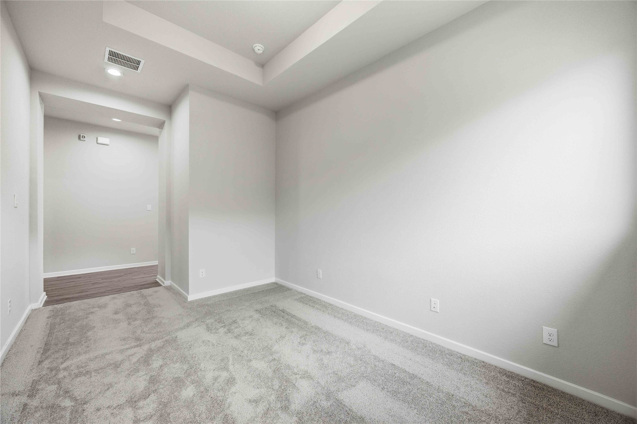 2717 Mackinac Bay Drive Property Photo 21