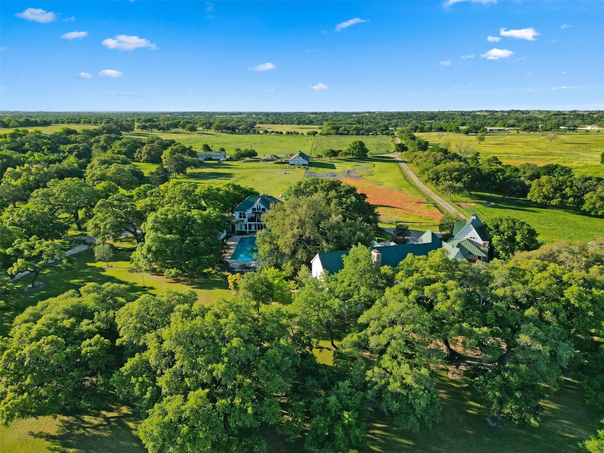 1007 Fm 390 E Property Photo 16