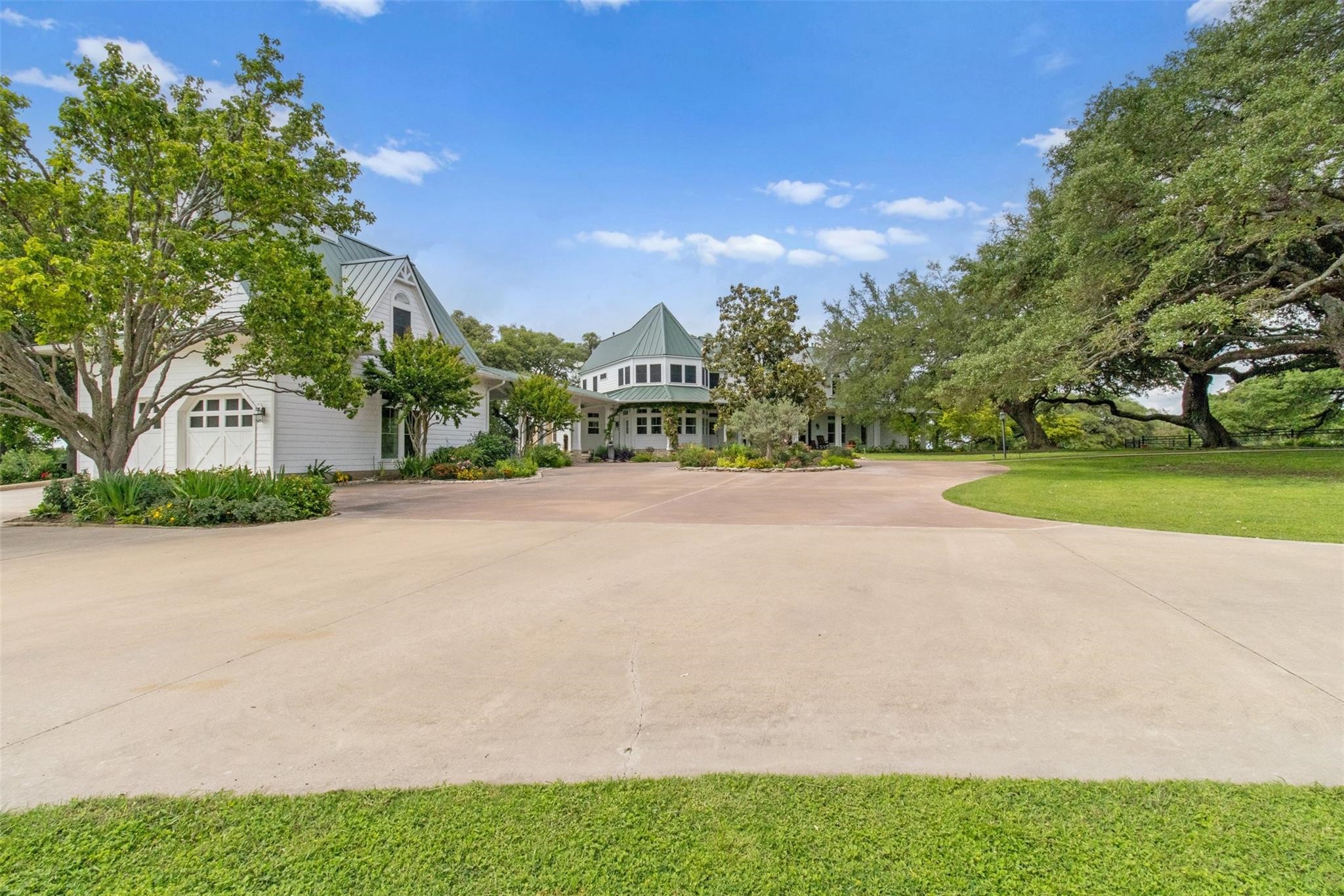 1007 Fm 390 E Property Photo 19