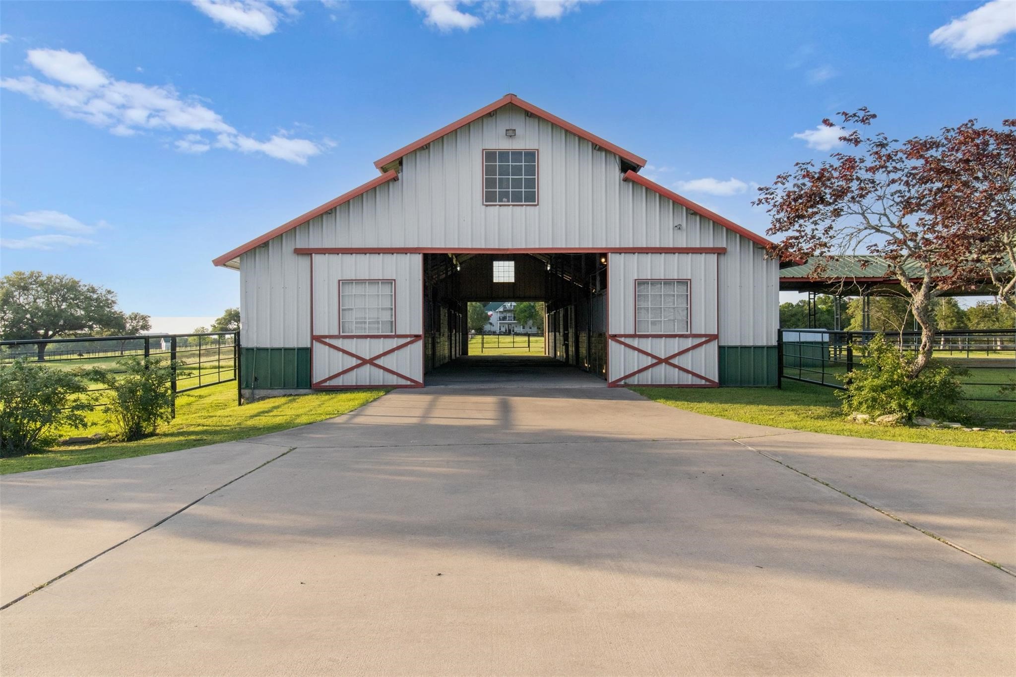 1007 Fm 390 E Property Photo 46