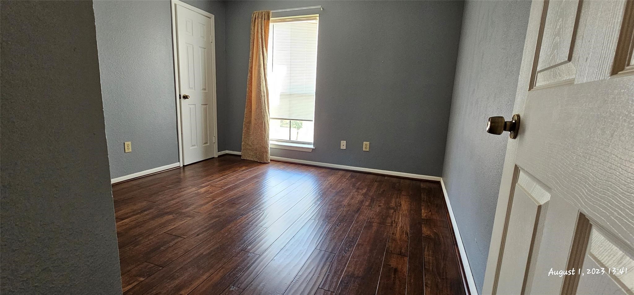 1900 Bay Area Boulevard J-172 Property Photo 4