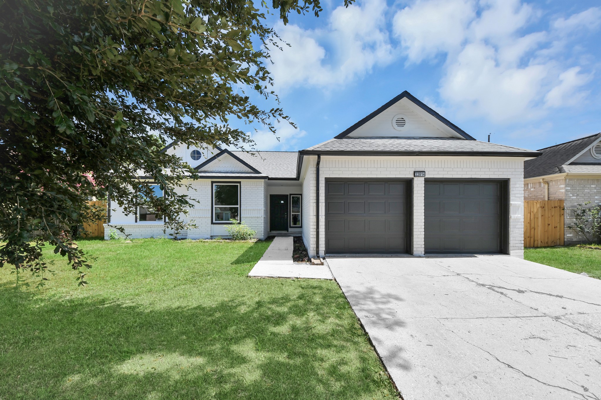 22814 Pebworth Place Property Photo 3