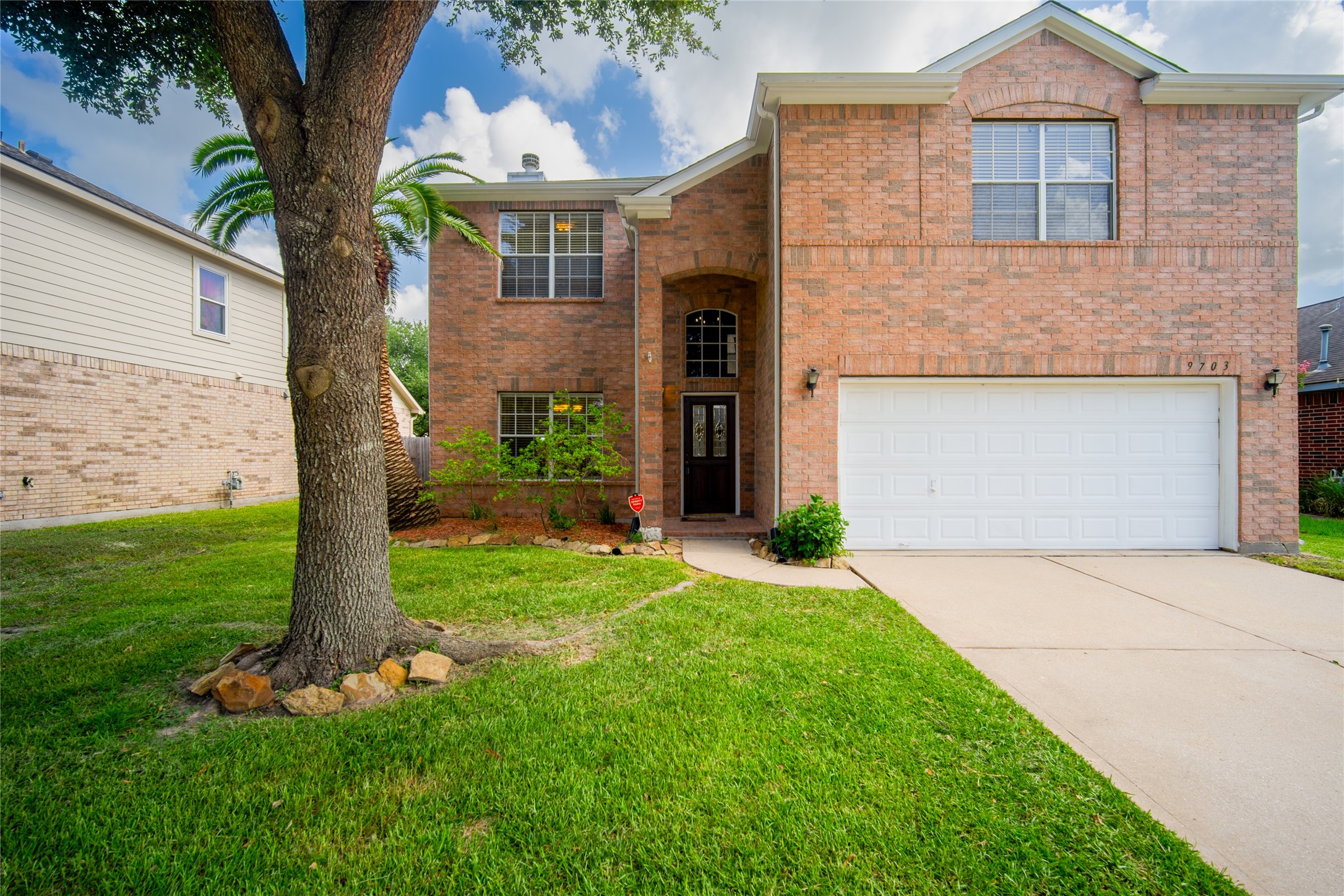 9703 Berkshire Trace Property Photo 1